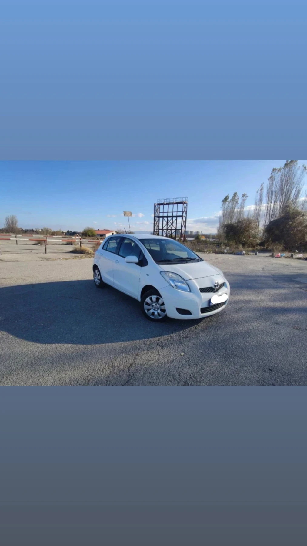 Toyota Yaris  - изображение 2