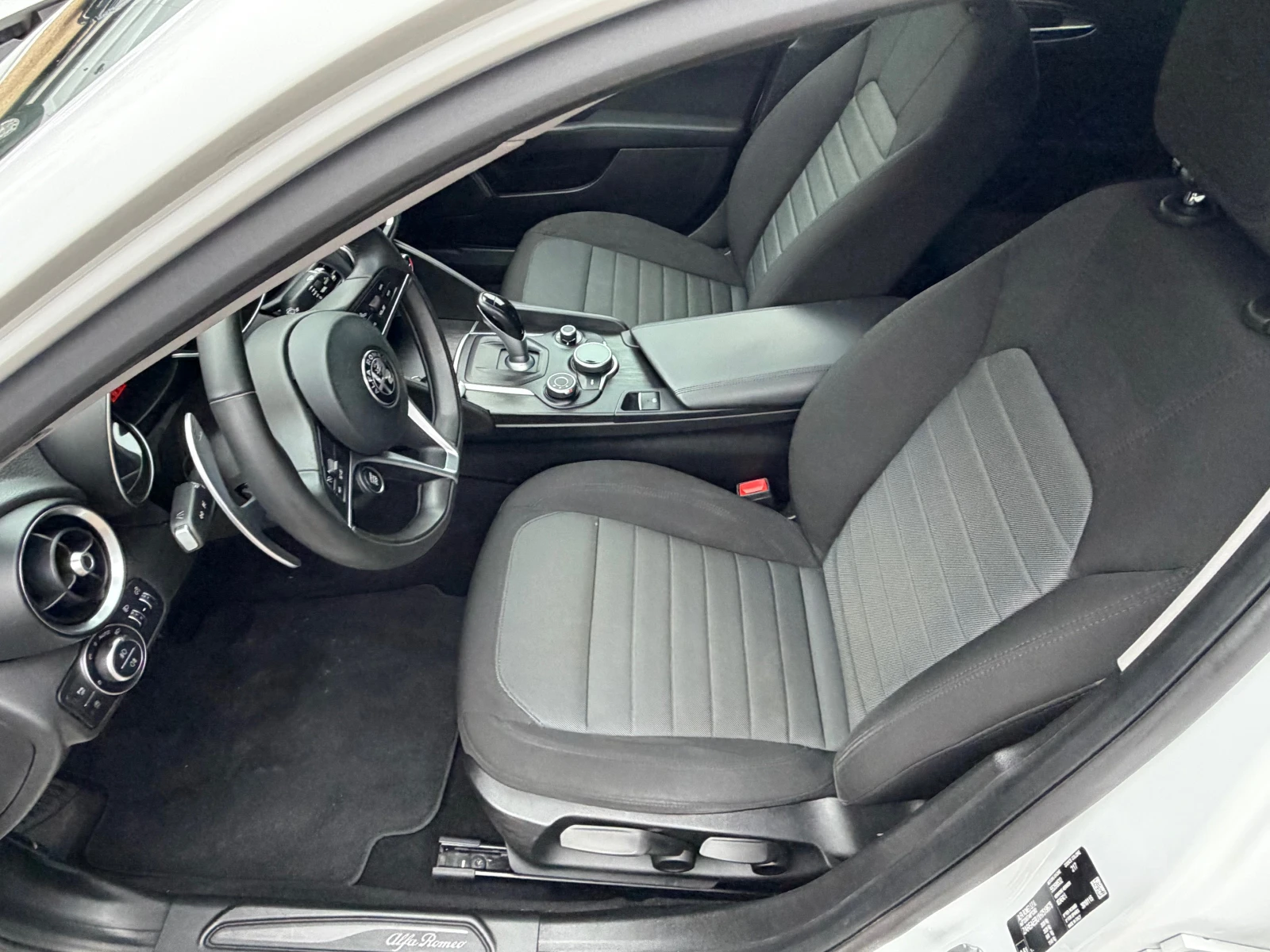 Alfa Romeo Giulia 2.2JTD* TOP* NAVI* AVTOMAT | Mobile.bg � ����������� 12