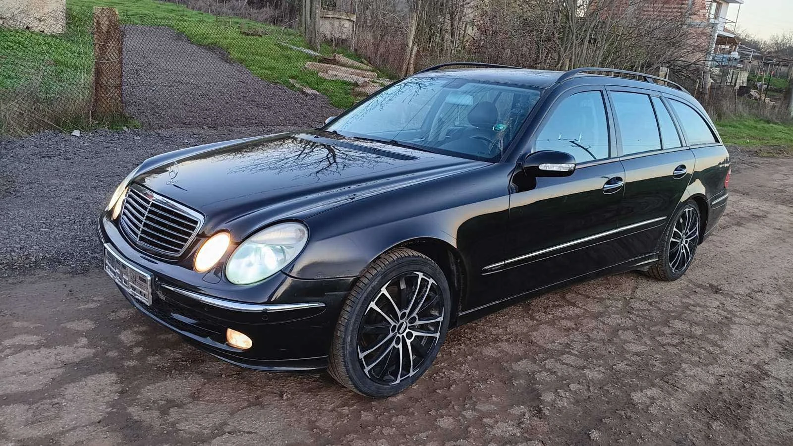 Mercedes-Benz E 320  - изображение 2