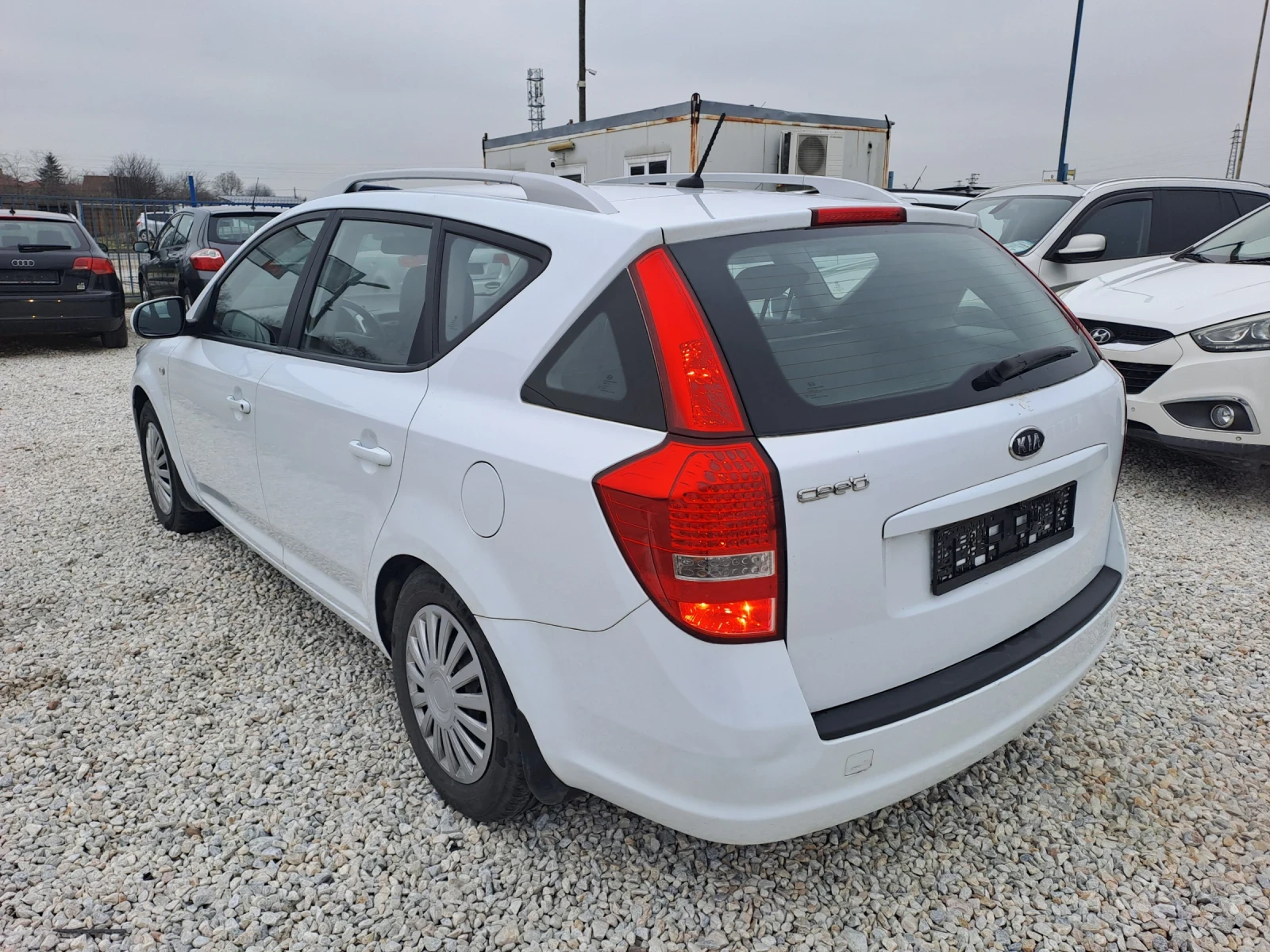 Kia Ceed 1, 4i, 90кс.FACE - изображение 4
