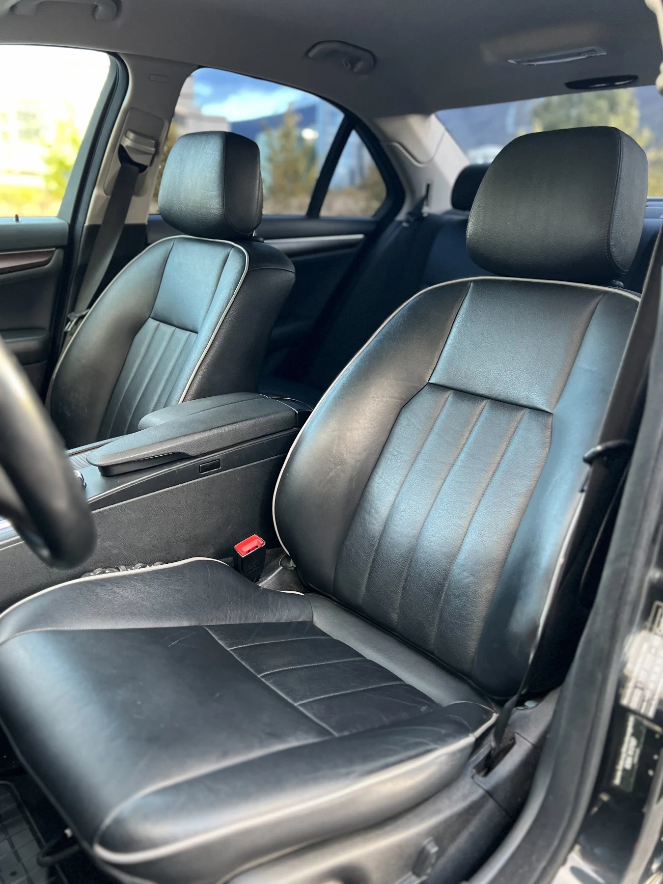 Mercedes-Benz C 250 #EXCLUSIVE#MILTIBEAM#FULL LEATHER , снимка 13 - Автомобили и джипове - 54009462