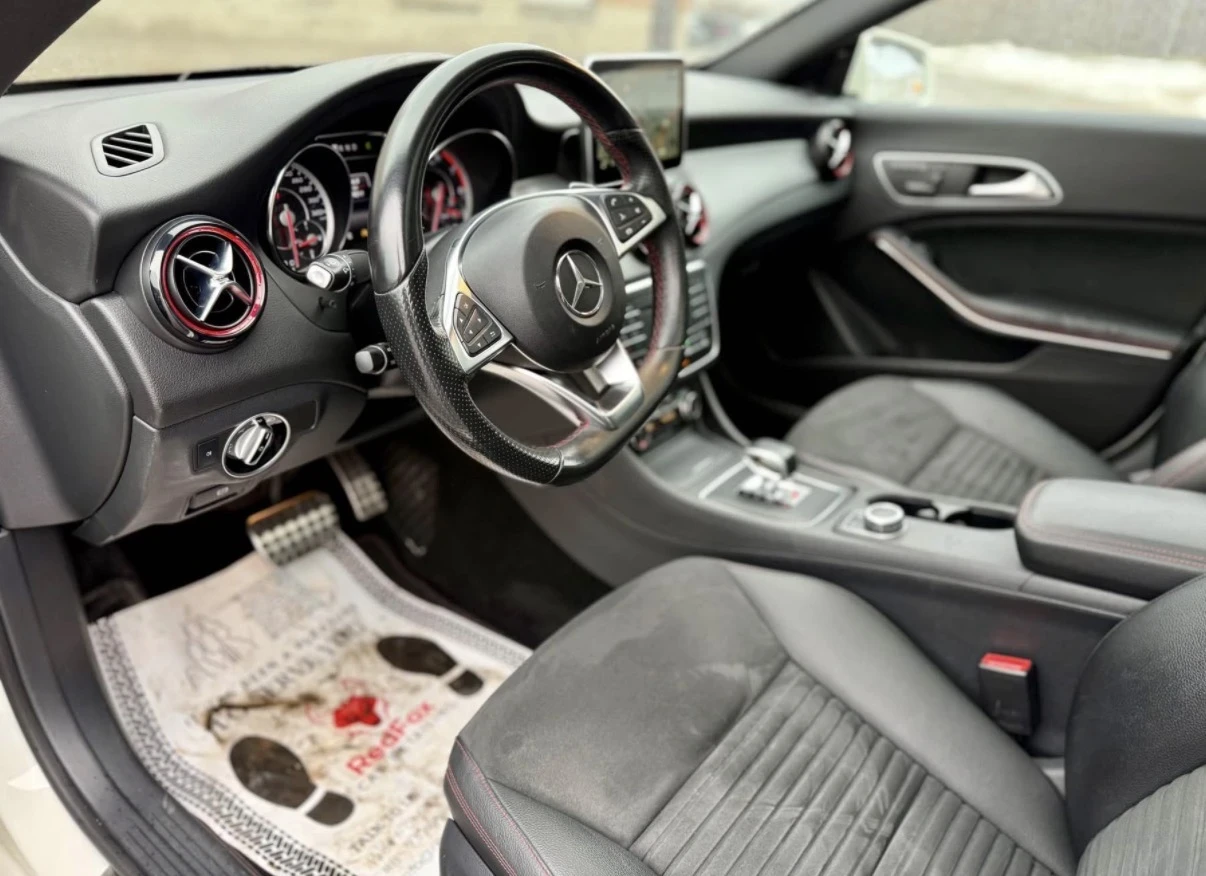 Mercedes-Benz CLA 45 AMG * БЕЗ ИНЦИДЕНТ * 1 СОБСТВЕНИК * 39500КМ * АМБИЕНТ , снимка 7 - Автомобили и джипове - 54080441