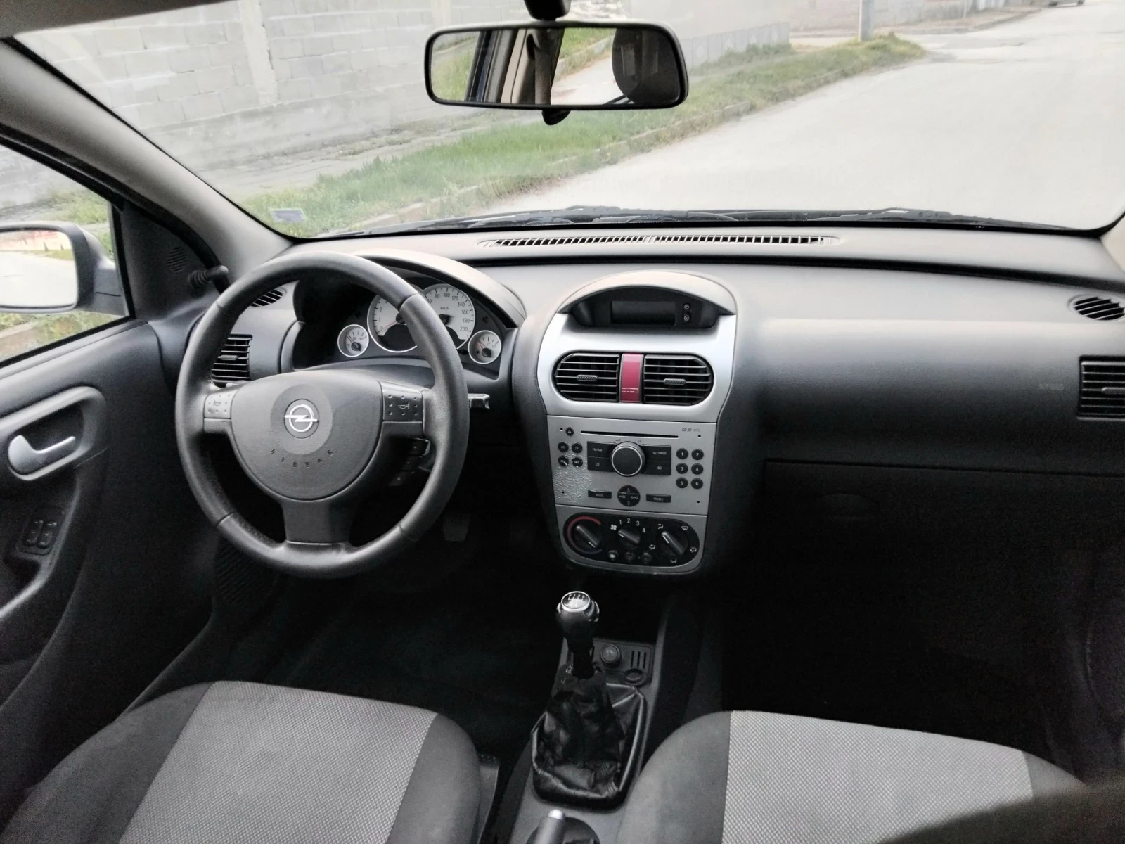 Opel Corsa 1.3CDTI.MYLTIDZT.ВЕРИГА+ КЛИМА 2006г, снимка 15 - Автомобили и джипове - 54182835
