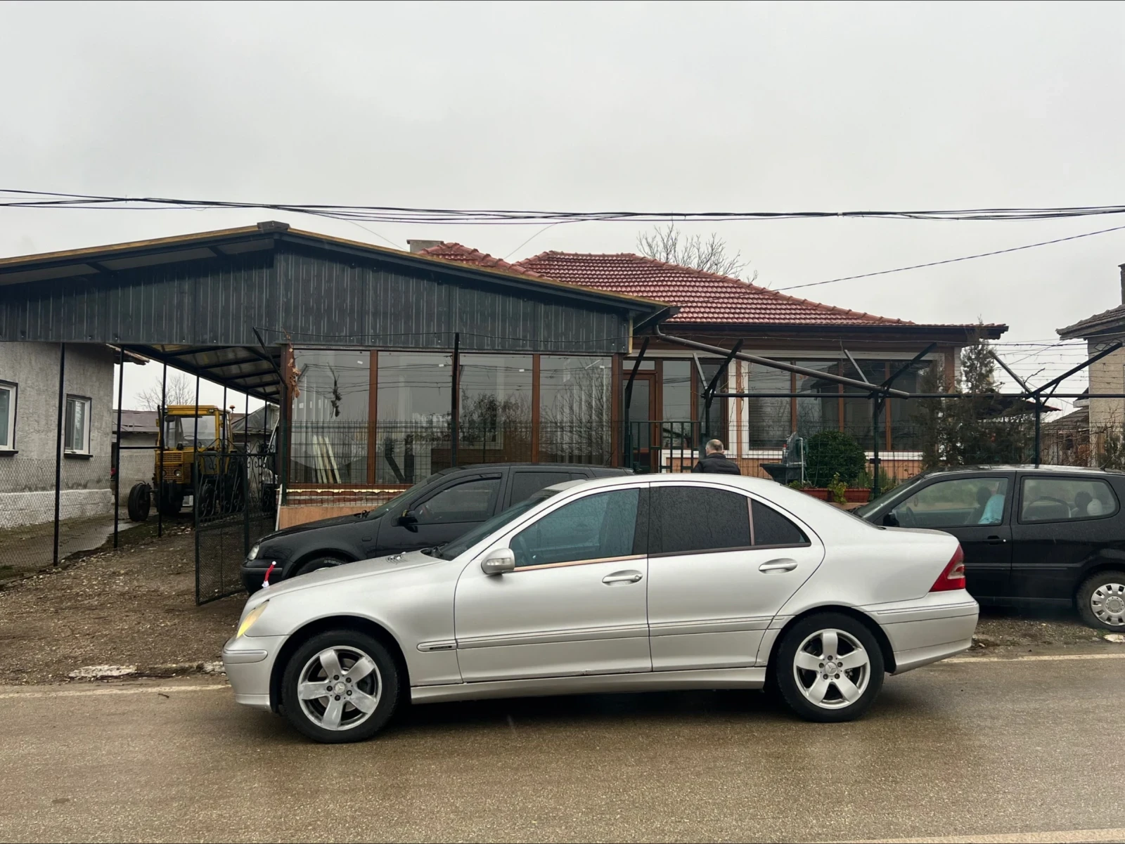 Mercedes-Benz C 220, снимка 4 - Автомобили и джипове - 54265872