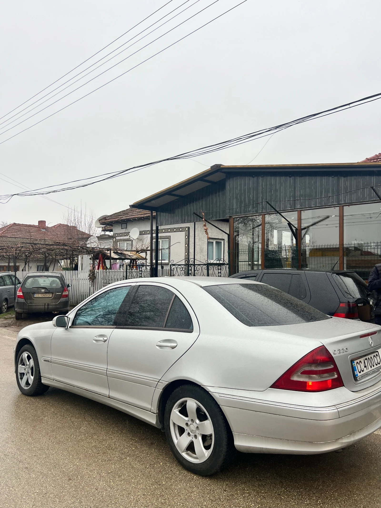 Mercedes-Benz C 220, снимка 13 - Автомобили и джипове - 54265872