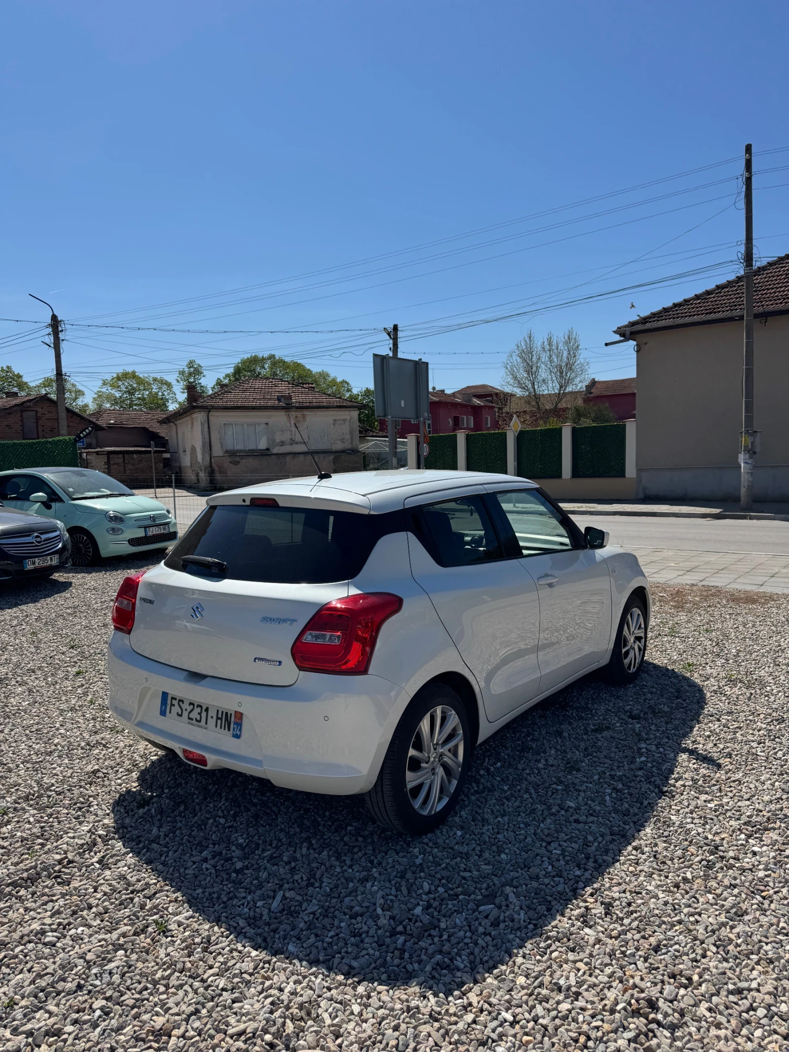 Suzuki Swift Hybrid / Подгрев / Navi, снимка 4 - Автомобили и джипове - 54325615