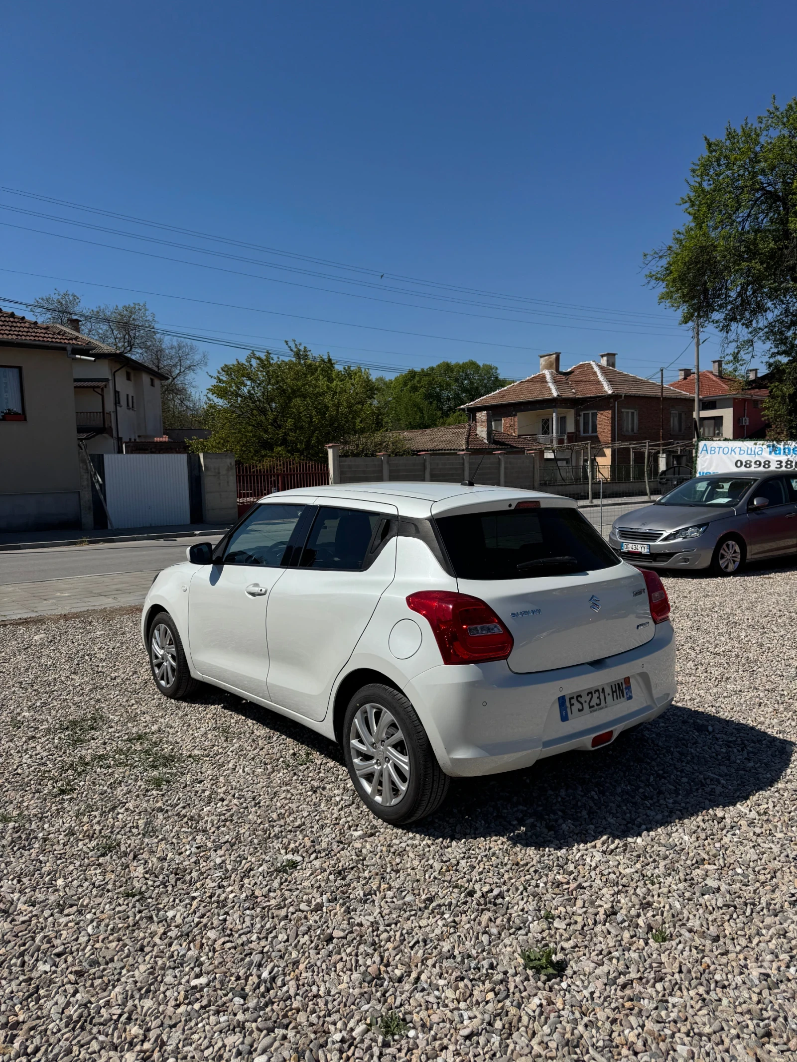Suzuki Swift Hybrid / Подгрев / Navi, снимка 3 - Автомобили и джипове - 54325615