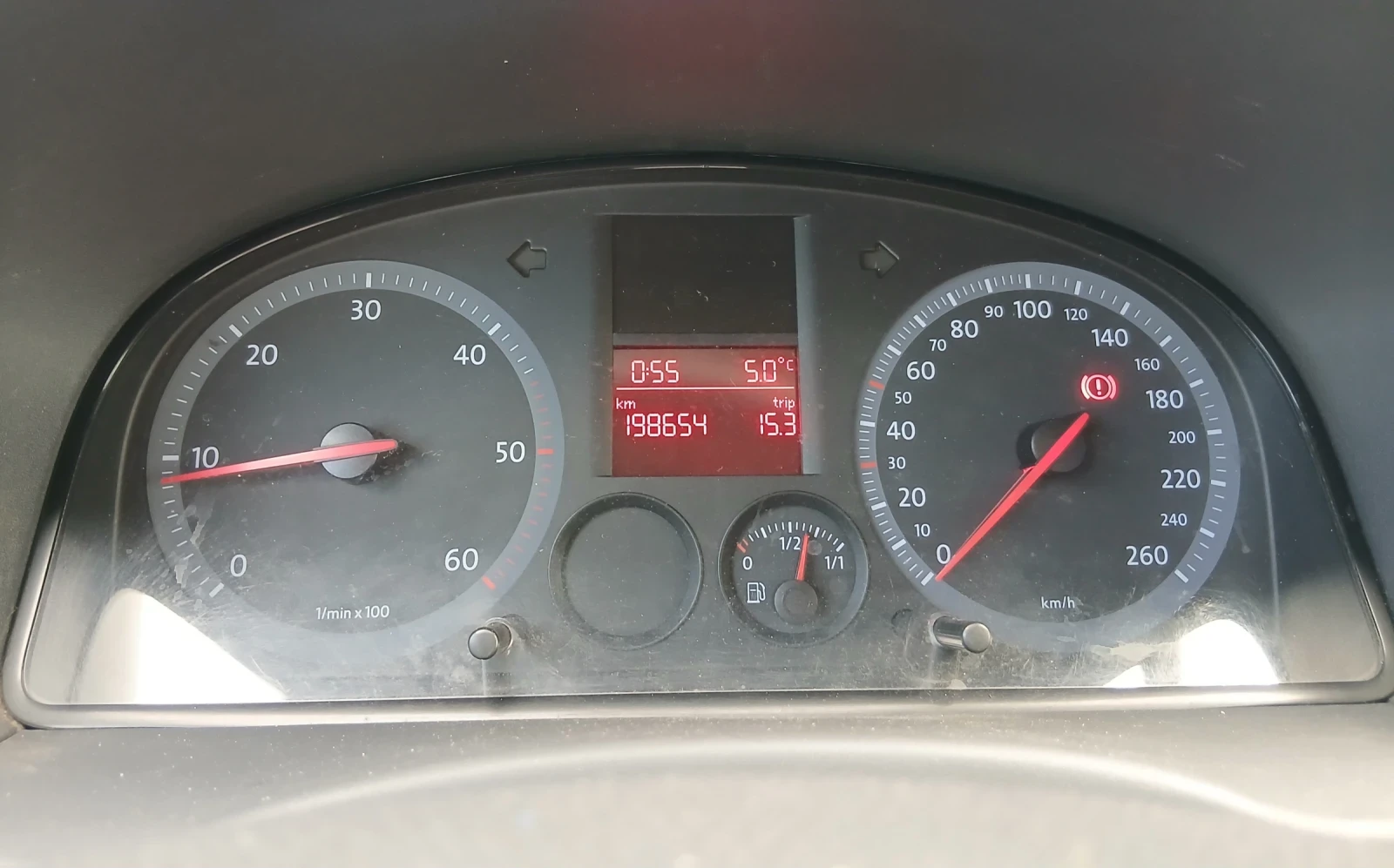 VW Caddy 1.9 105 к.с 5 места клима , снимка 11 - Автомобили и джипове - 54399967