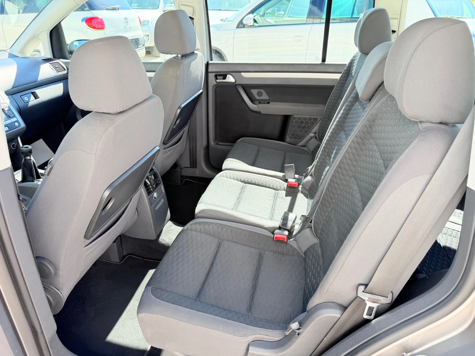 VW Touran 1.9tdi 105k.c* Navi* 6sk* Facelife* 7mesta* * , снимка 7 - Автомобили и джипове - 54587110