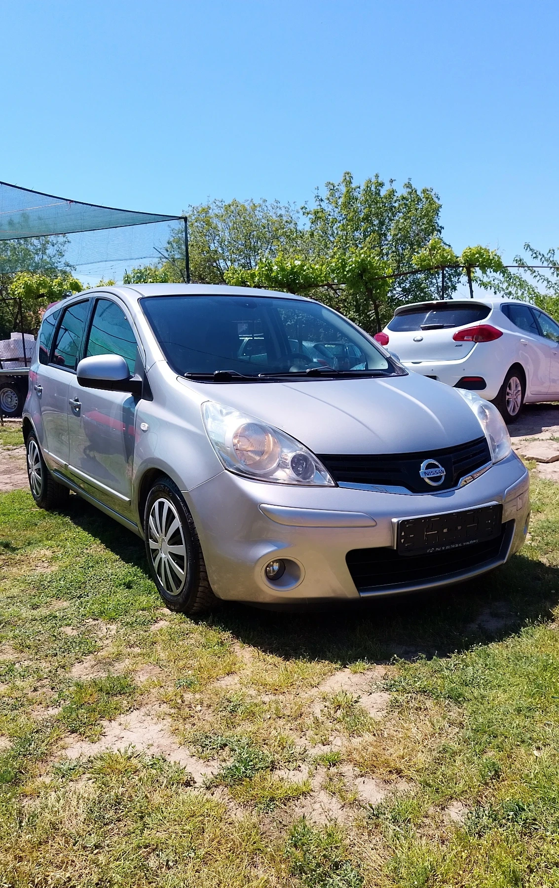 Nissan Note 1.4i-90кс, снимка 3 - Автомобили и джипове - 54689076