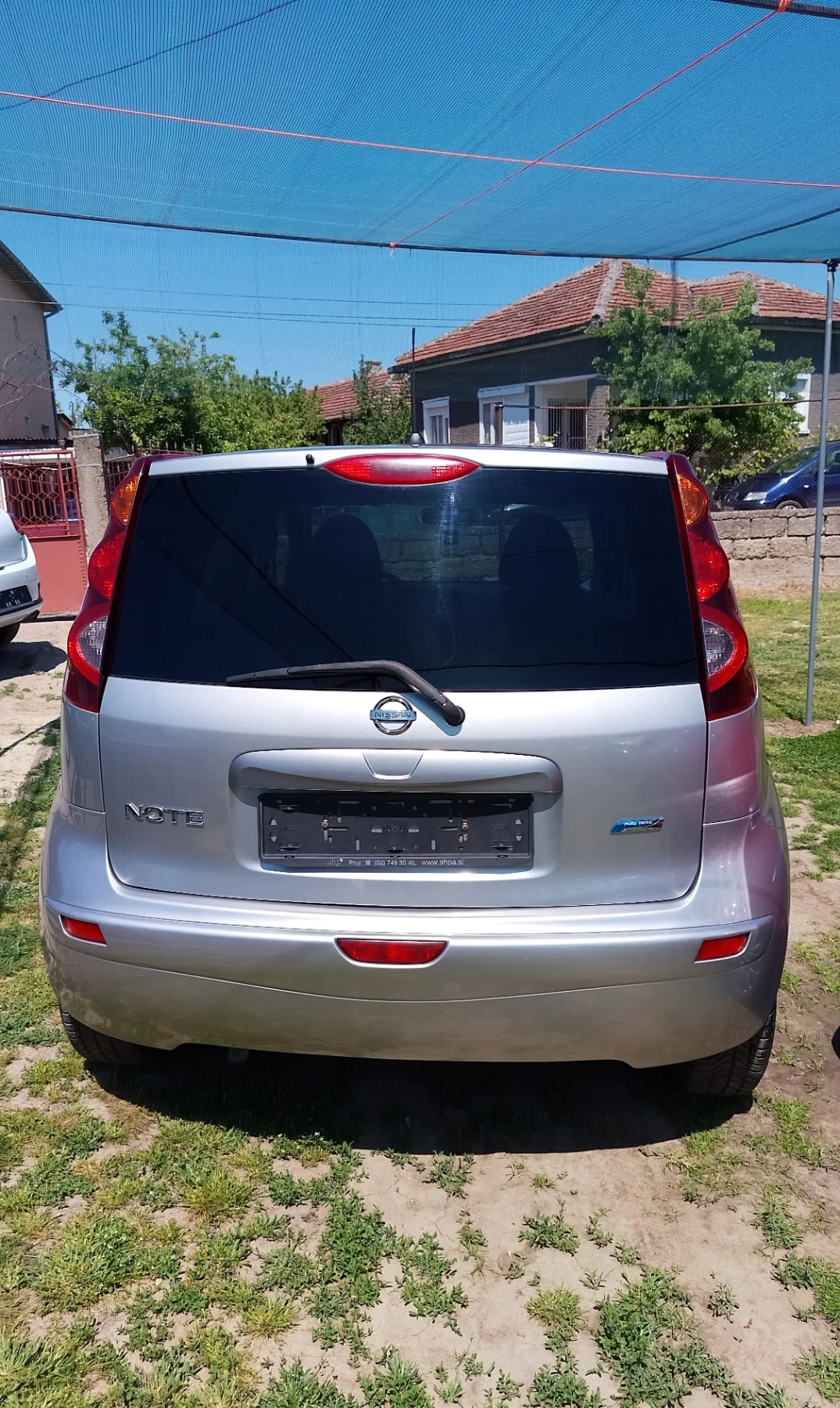 Nissan Note 1.4i-90кс, снимка 6 - Автомобили и джипове - 54689076