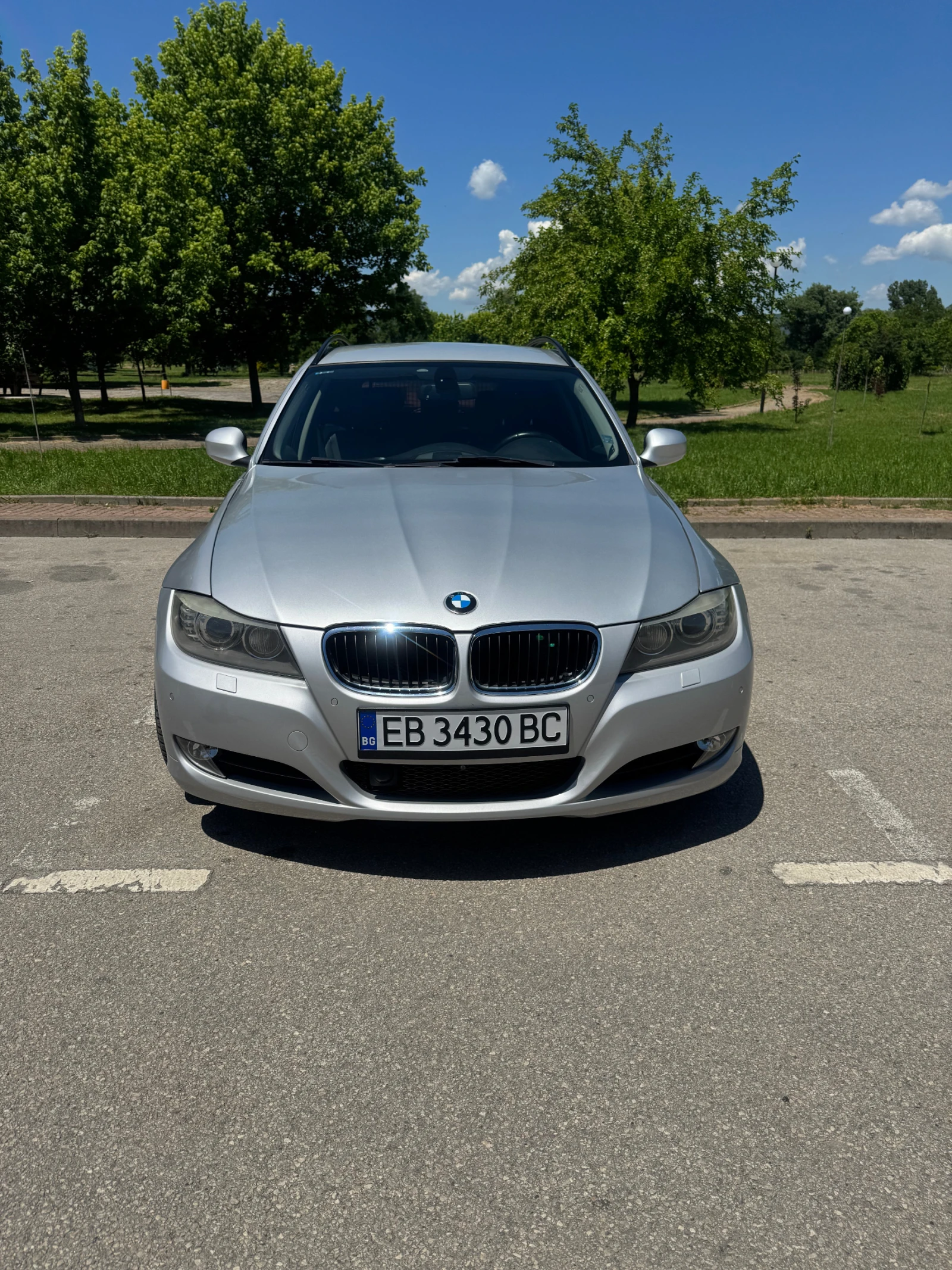 BMW 320 D 4x4 X-drive FACE NAVI, снимка 2 - Автомобили и джипове - 54874687