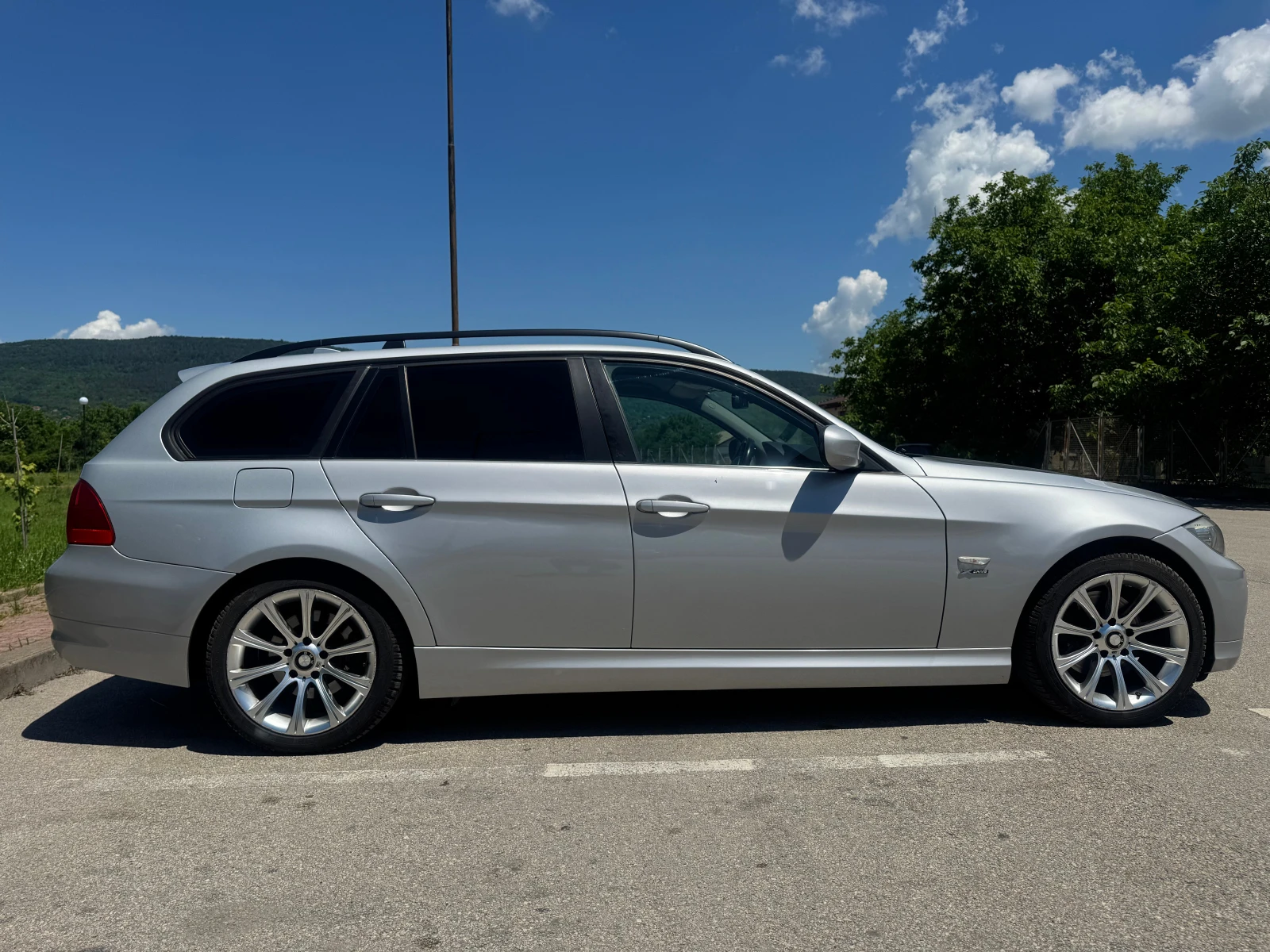 BMW 320 D 4x4 X-drive FACE NAVI, снимка 5 - Автомобили и джипове - 54874687