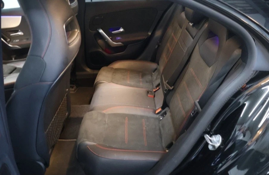 Mercedes-Benz CLA 180, снимка 16 - Автомобили и джипове - 55224239