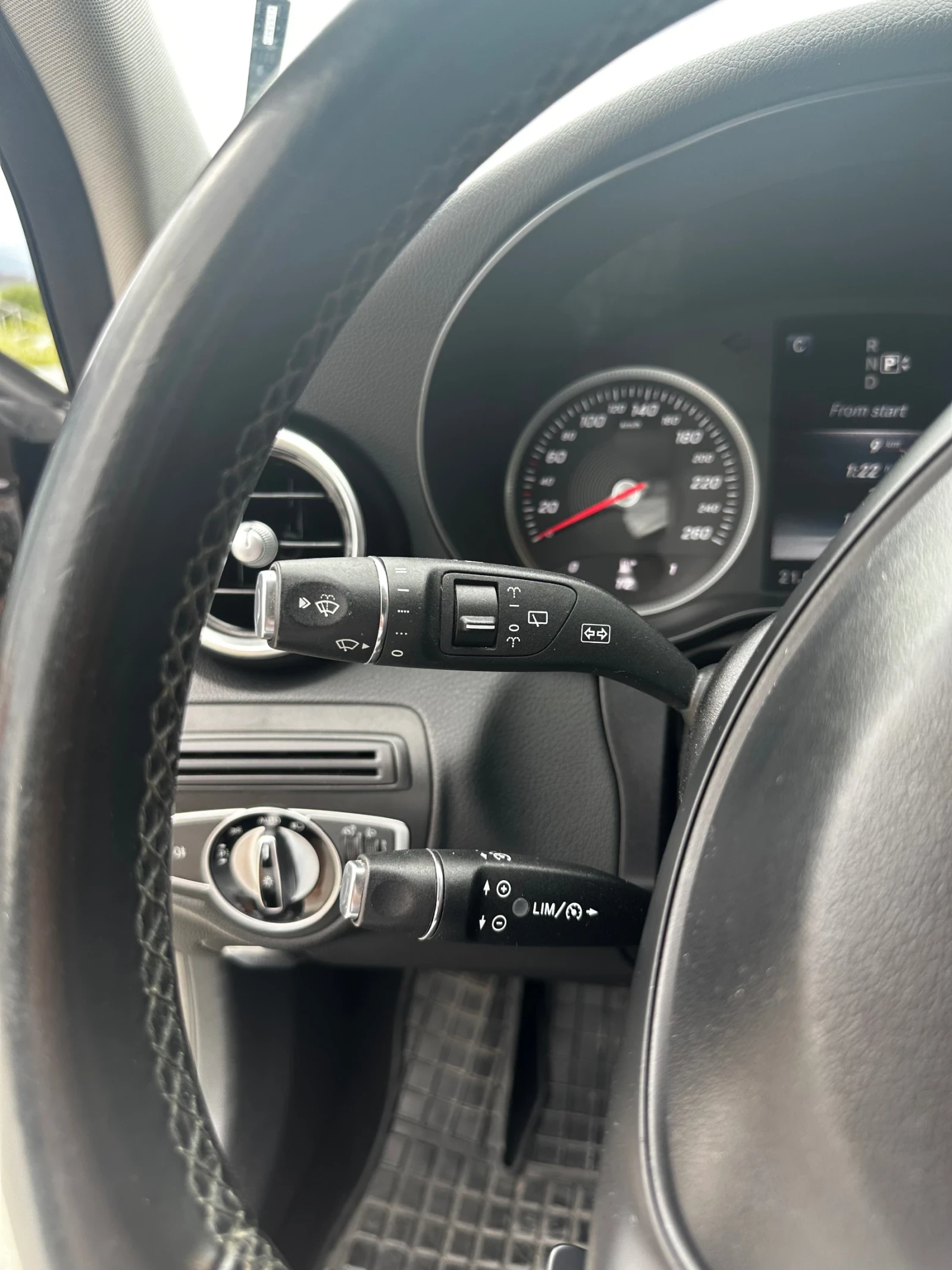 Mercedes-Benz C 220, снимка 7 - Автомобили и джипове - 55627521