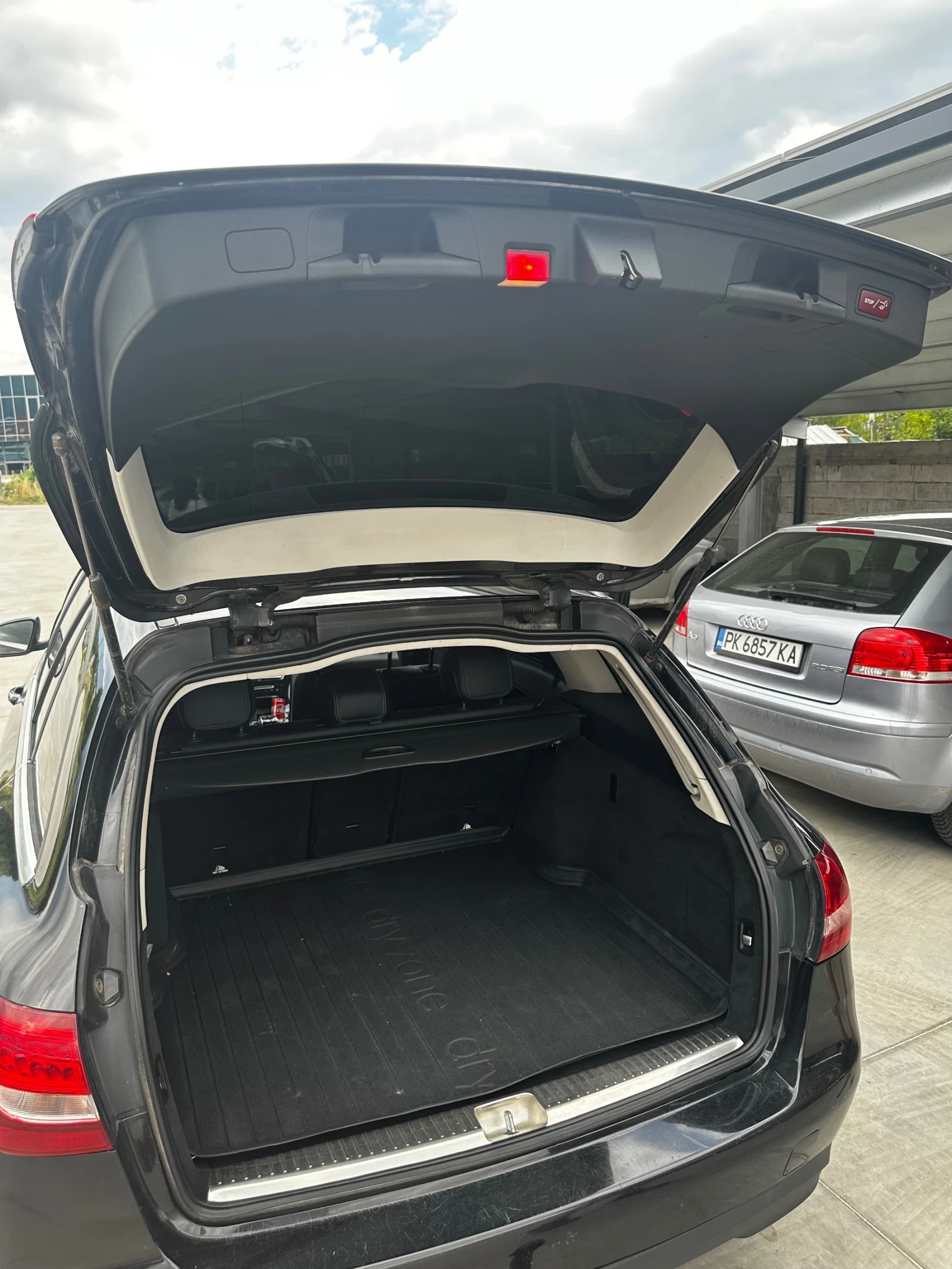 Mercedes-Benz C 220, снимка 6 - Автомобили и джипове - 55627521