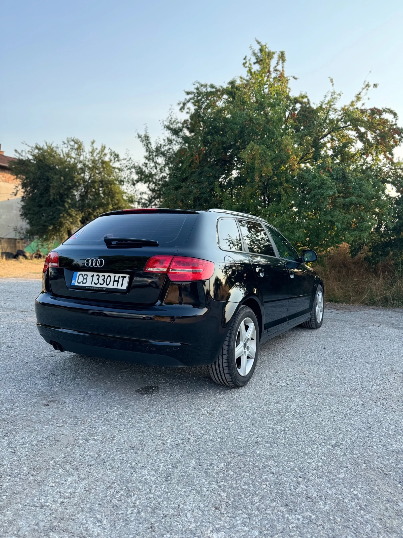 Audi A3 2.0TDI 140HP Sportback Pano , снимка 6 - Автомобили и джипове - 55607023