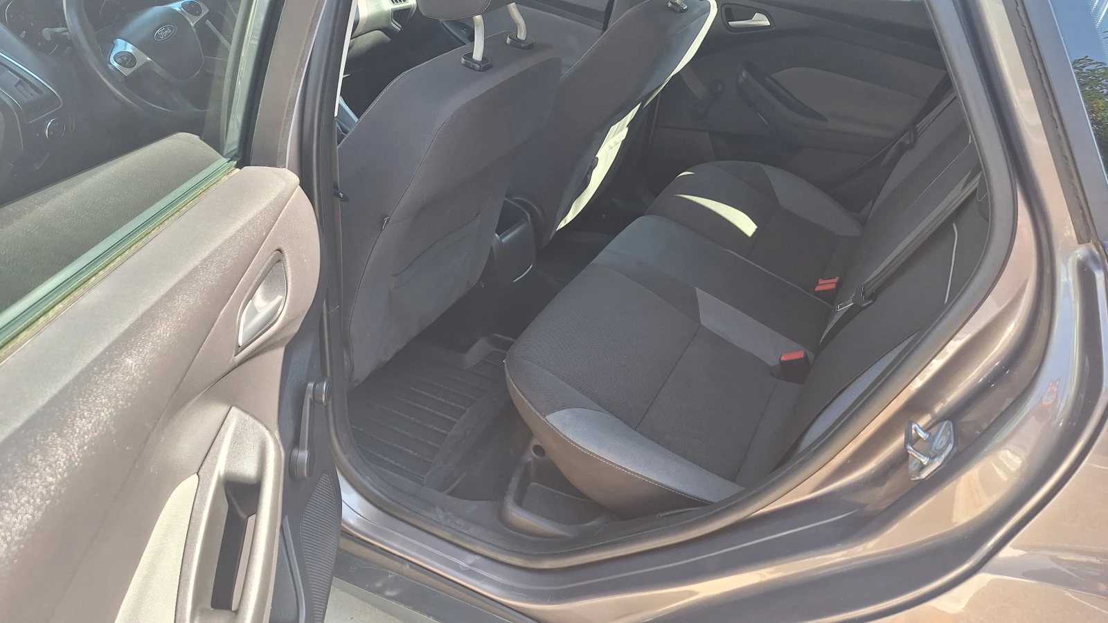 Ford Focus 1.6i 85�� | Mobile.bg � ����������� 8