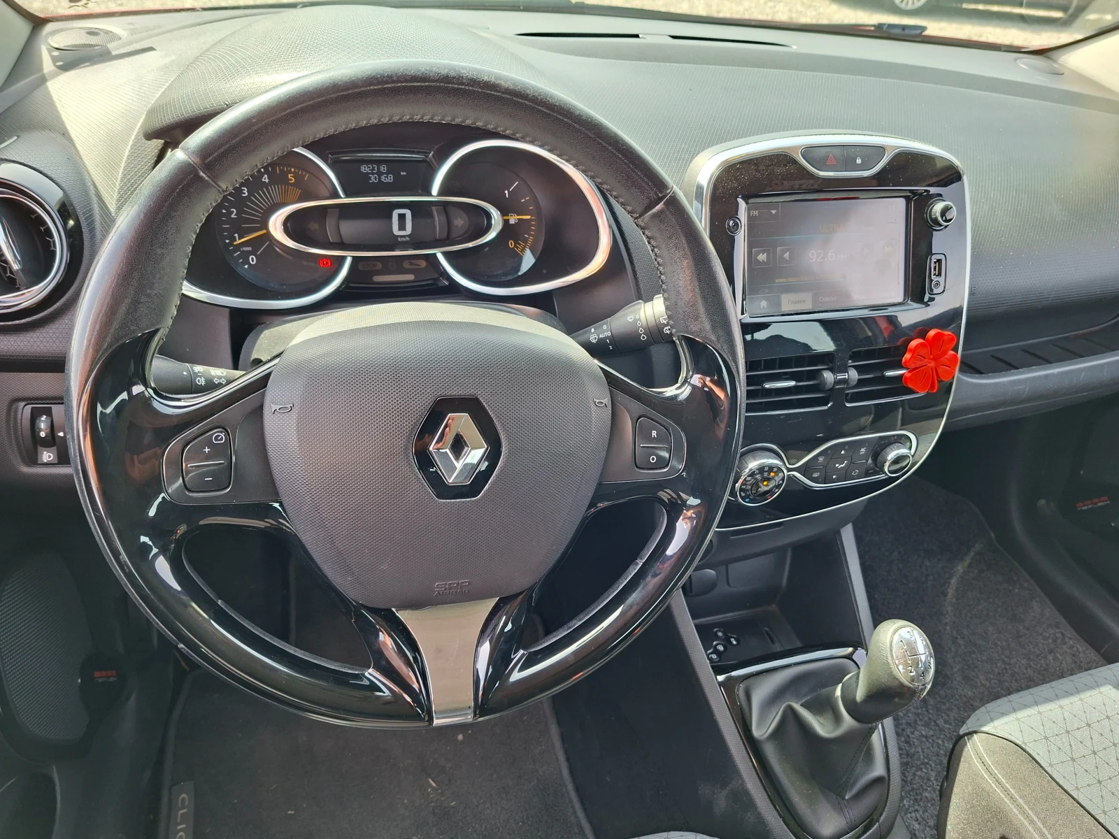 Renault Clio 1.5DCI* 36м. х 143EUR.* , снимка 13 - Автомобили и джипове - 55885470
