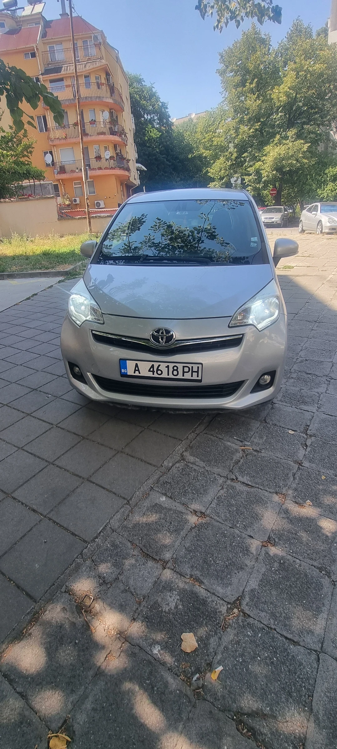 Toyota Verso S 1.3, снимка 7 - Автомобили и джипове - 55958384
