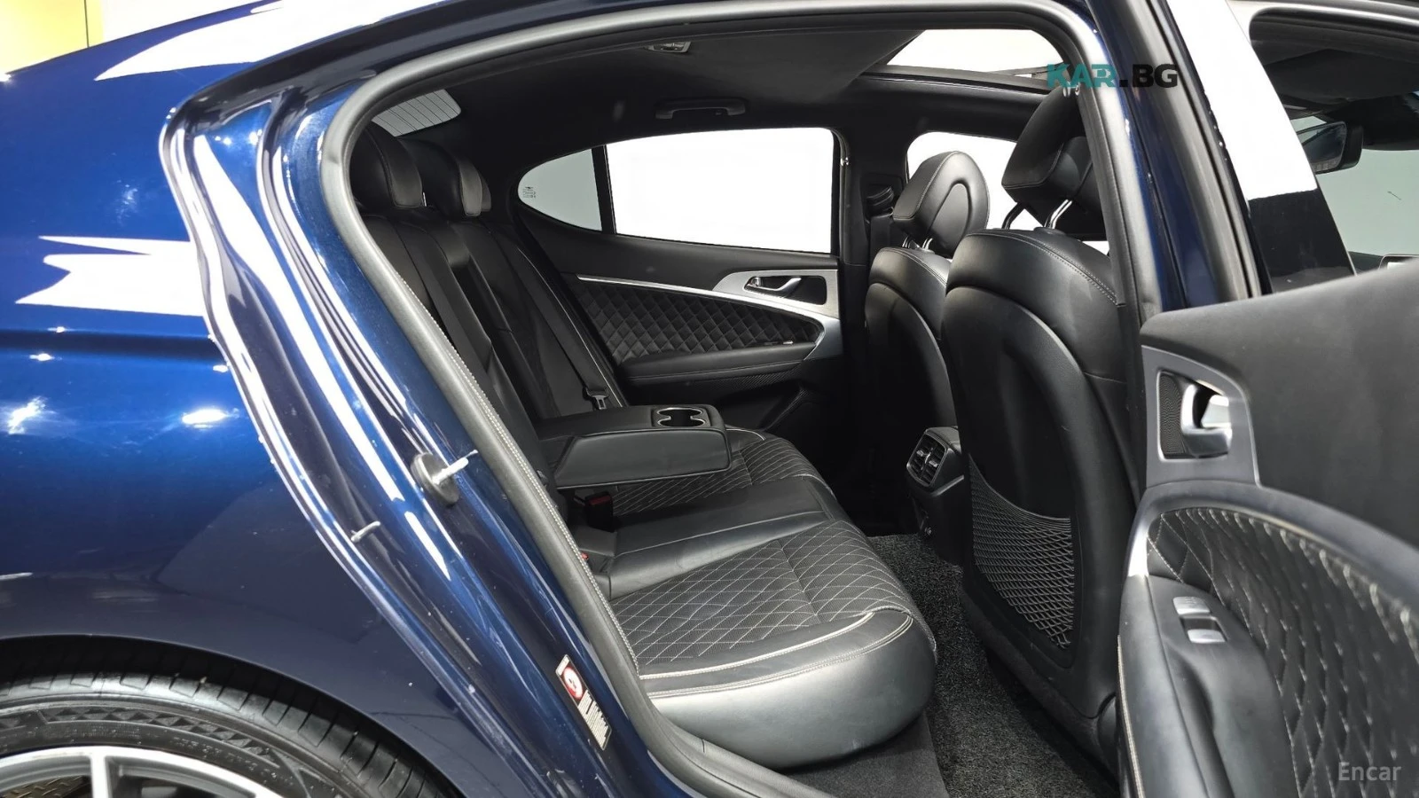 Genesis G70 3.3Т* SUPREME* AWD* ПОДГРЕВ* ОБДУХВАНЕ* ПАНО* 360*, снимка 12 - Автомобили и джипове - 55978527