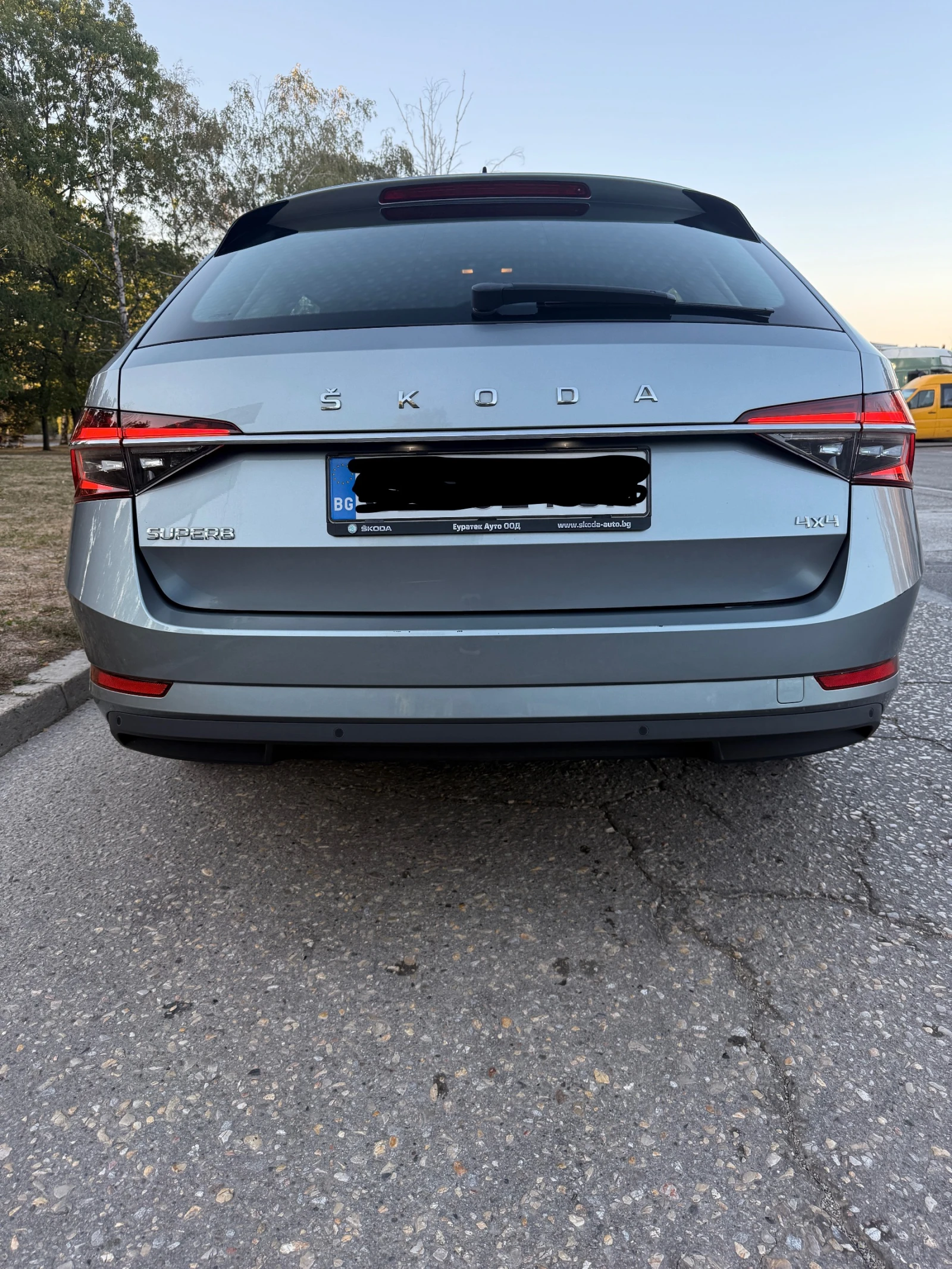Skoda Superb 4x4, снимка 4 - Автомобили и джипове - 55999385