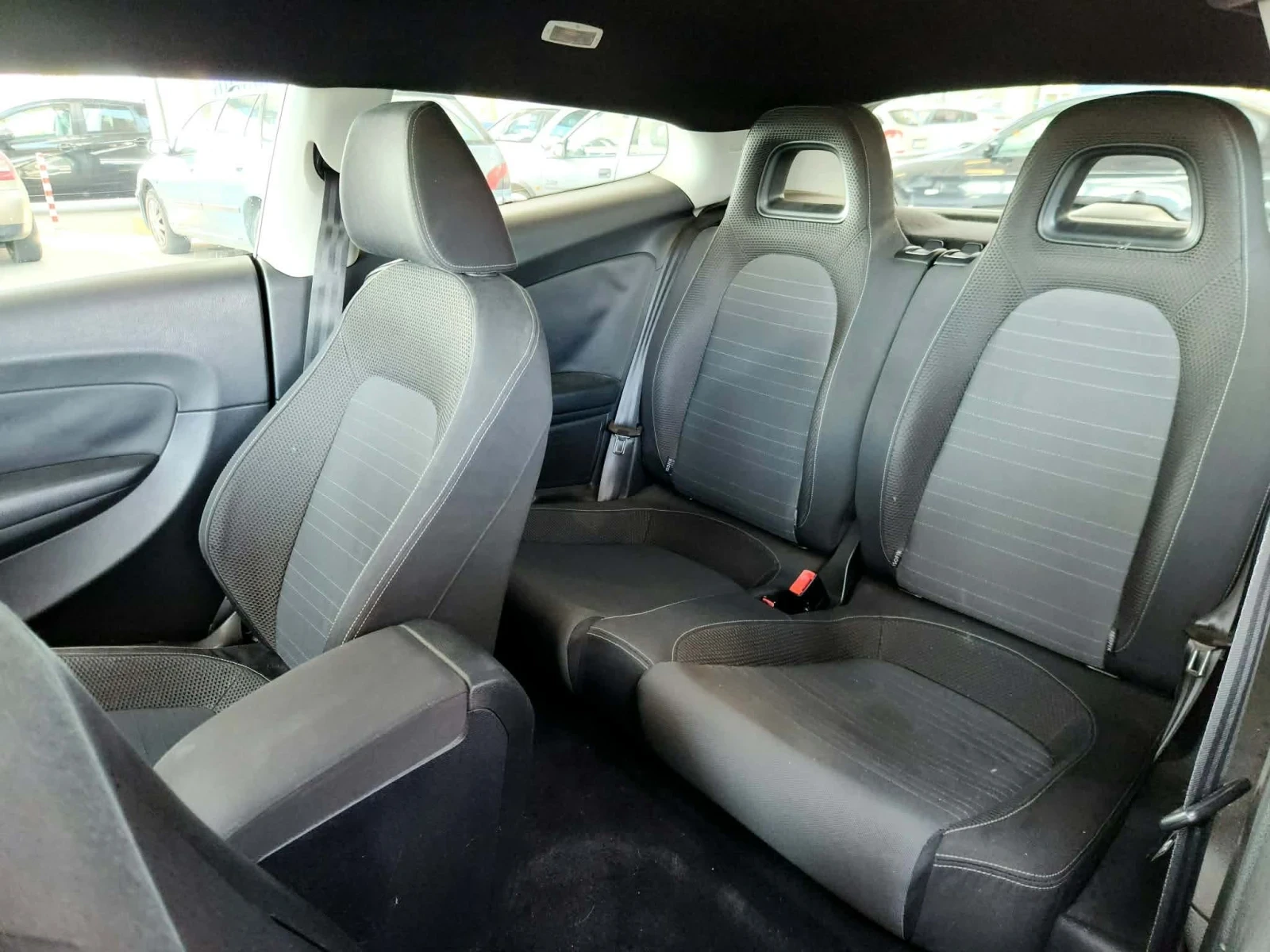 VW Scirocco 1.4tsi, снимка 7 - Автомобили и джипове - 56241757