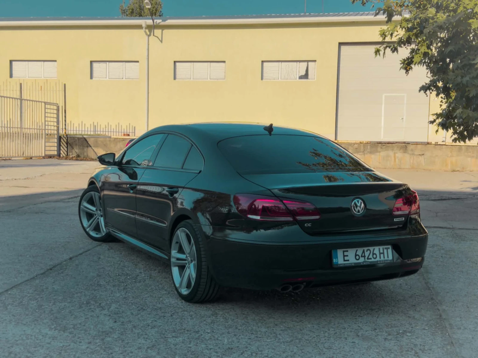 VW CC R line , снимка 2 - Автомобили и джипове - 56464708