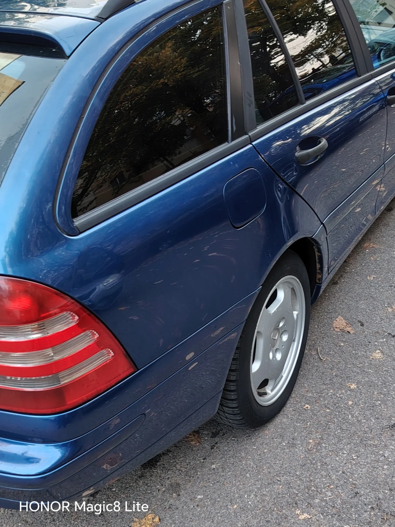 Mercedes-Benz C 220, снимка 3 - Автомобили и джипове - 56646088