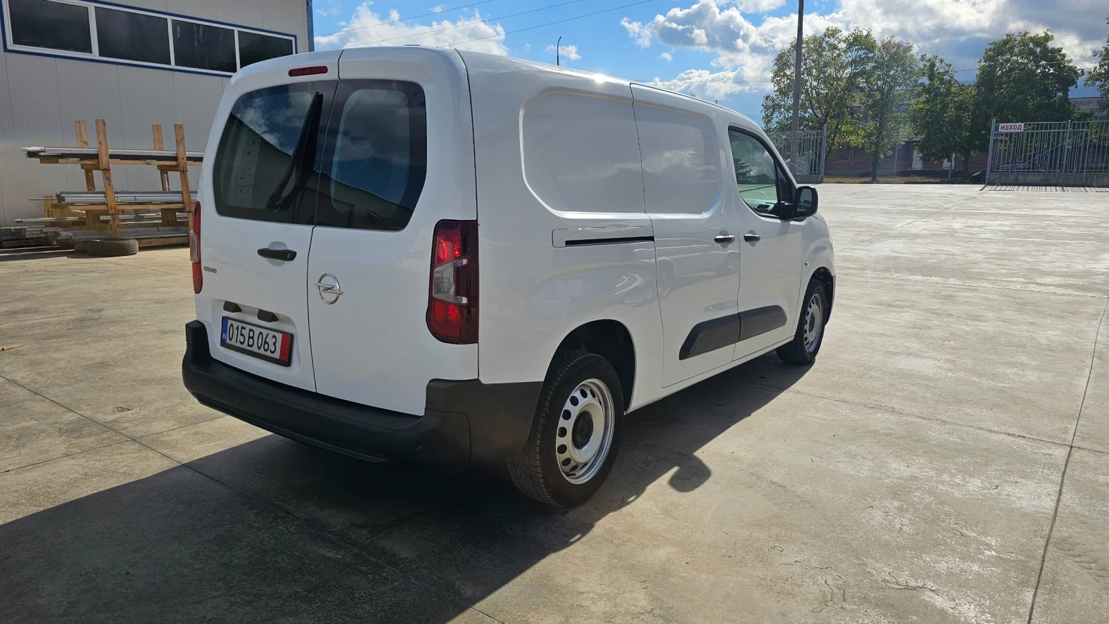 Opel Combo 1.5 diesel , снимка 3 - Автомобили и джипове - 56730481