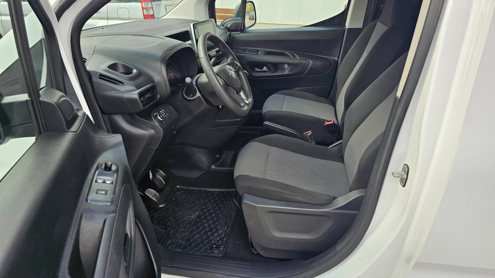 Opel Combo 1.5 diesel , снимка 5 - Автомобили и джипове - 56730481