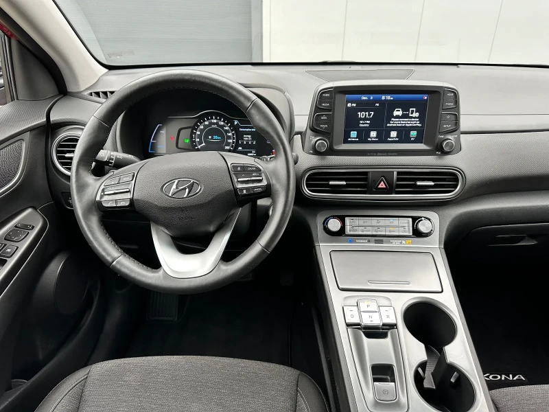 Hyundai Kona 64kWh, снимка 11 - Автомобили и джипове - 48577518