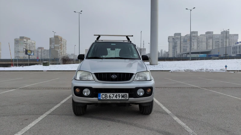 Daihatsu Terios 1.3   4x4, снимка 8 - Автомобили и джипове - 48760931