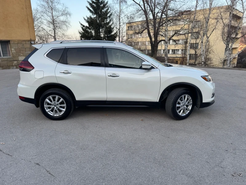 Nissan Rogue 2.5 бензин 4x4, снимка 8 - Автомобили и джипове - 49048775