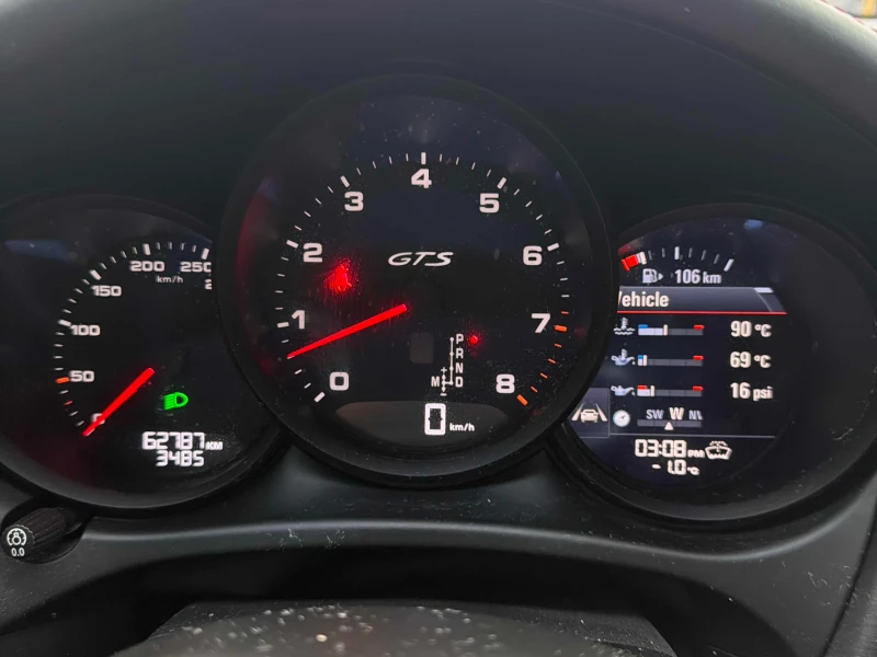 Porsche Macan GTS * * CARFAX * * АВТО КРЕДИТ * * , снимка 8 - Автомобили и джипове - 53114484