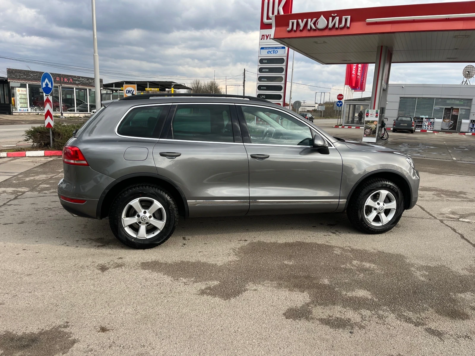 VW Touareg 3.0 V6 TDI BMT - изображение 3