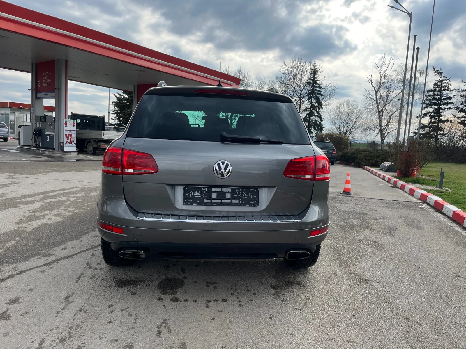 VW Touareg 3.0 V6 TDI BMT - изображение 4