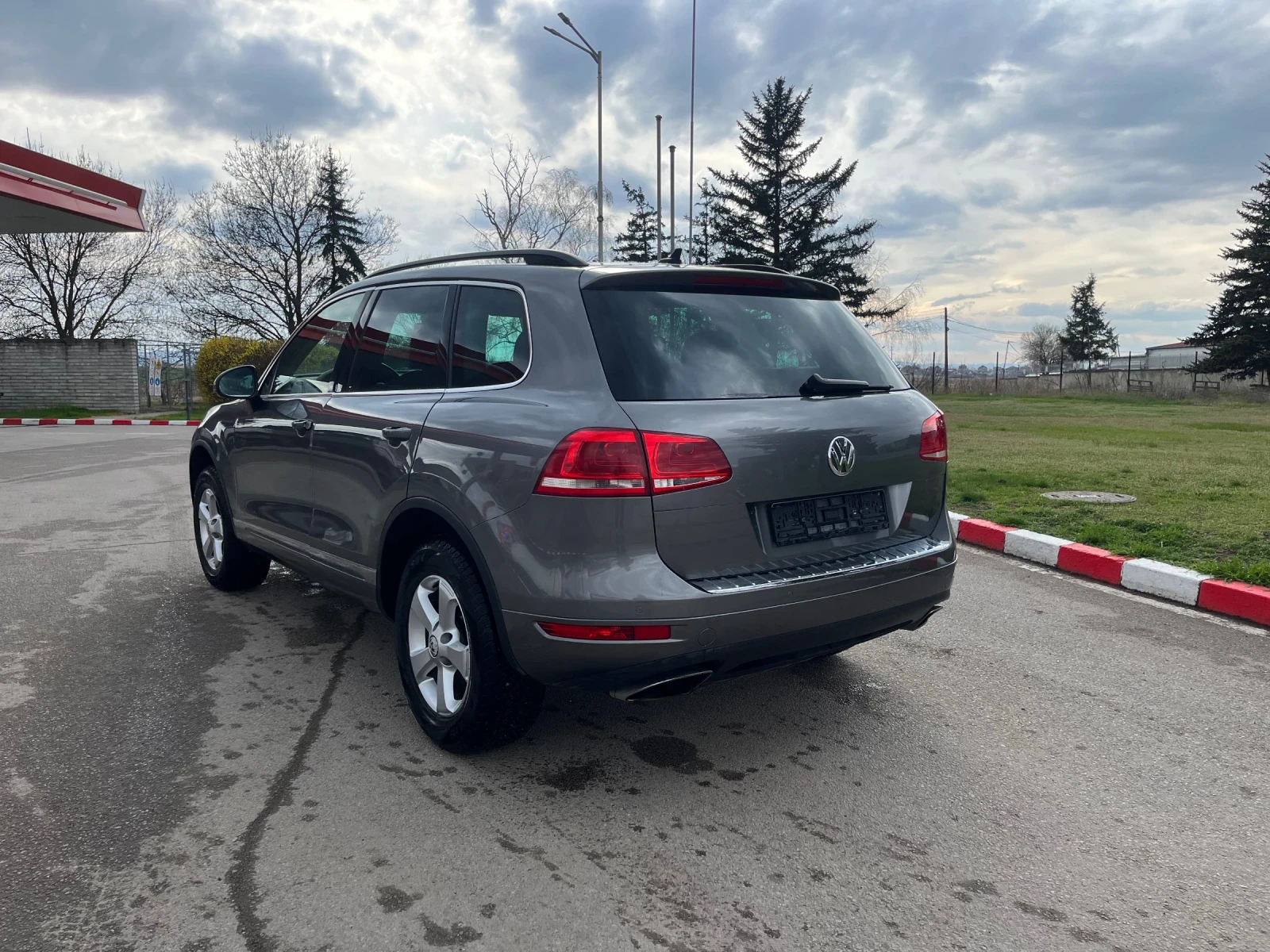 VW Touareg 3.0 V6 TDI BMT - изображение 7