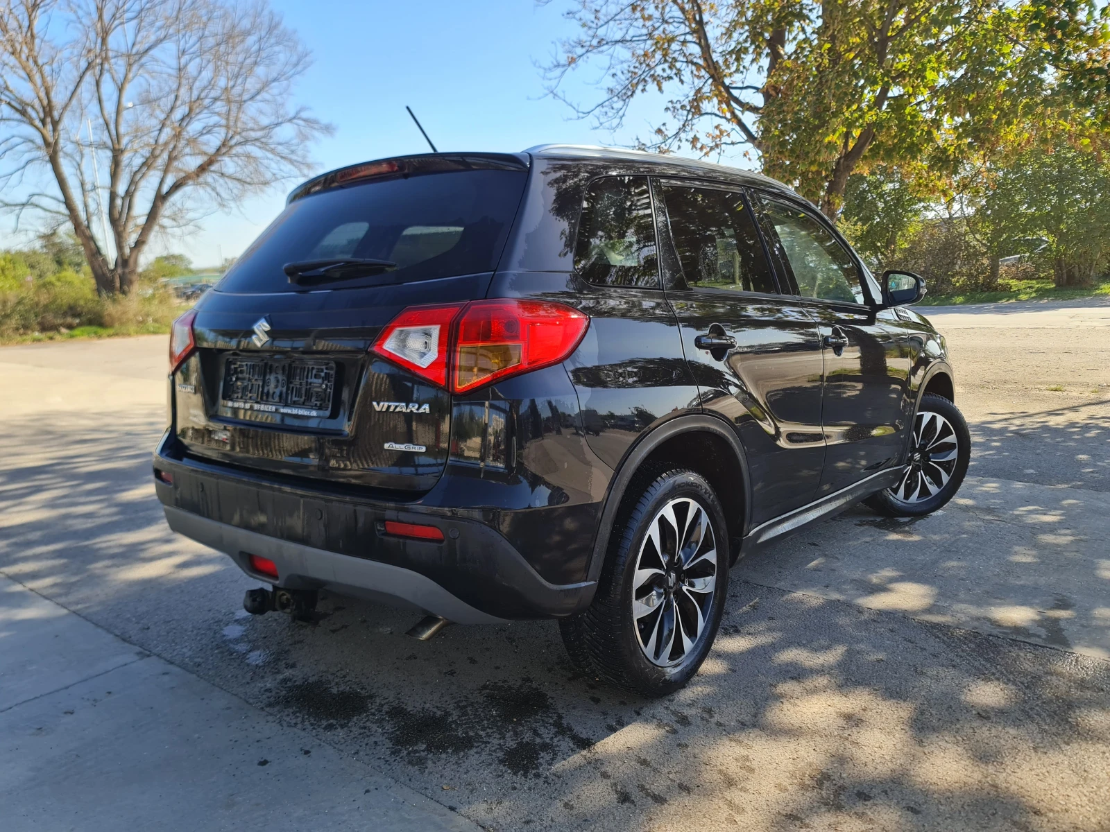 Suzuki Vitara КАТО ЧИСТО НОВ 4х4 - изображение 5