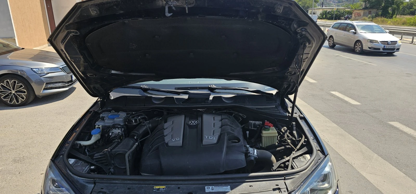 VW Touareg R Line, Пано, обдухване, снимка 2 - Автомобили и джипове - 55557764