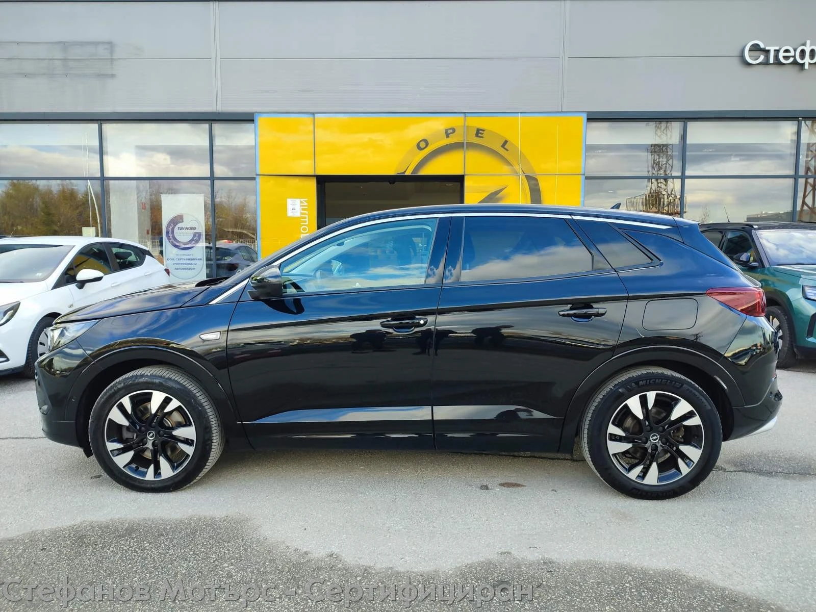 Opel Grandland X Business Elegance 1.6 Plug-in-Hybrid (225hp) AT8 - изображение 4