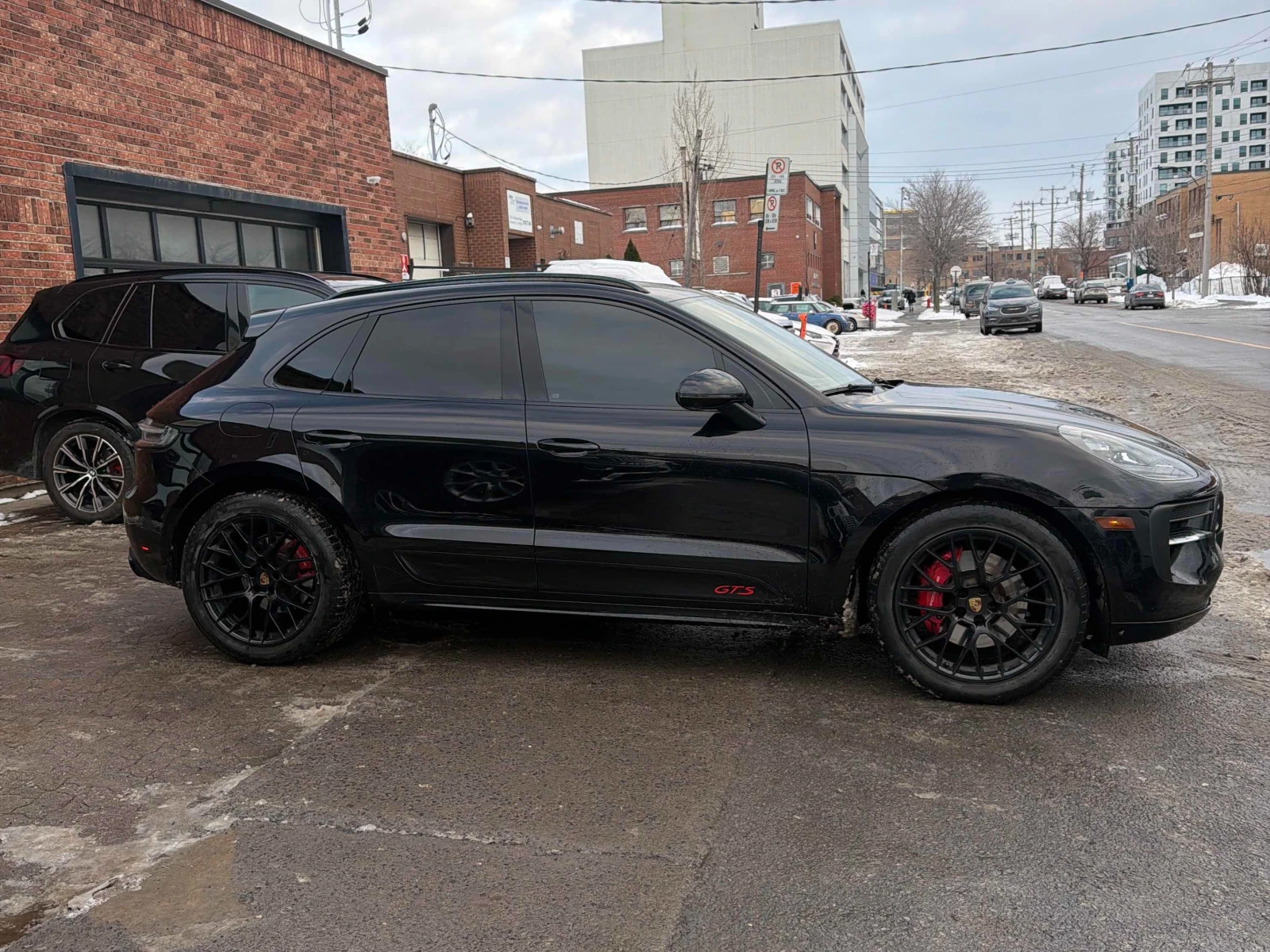 Porsche Macan GTS * * CARFAX * * АВТО КРЕДИТ * *  - изображение 4