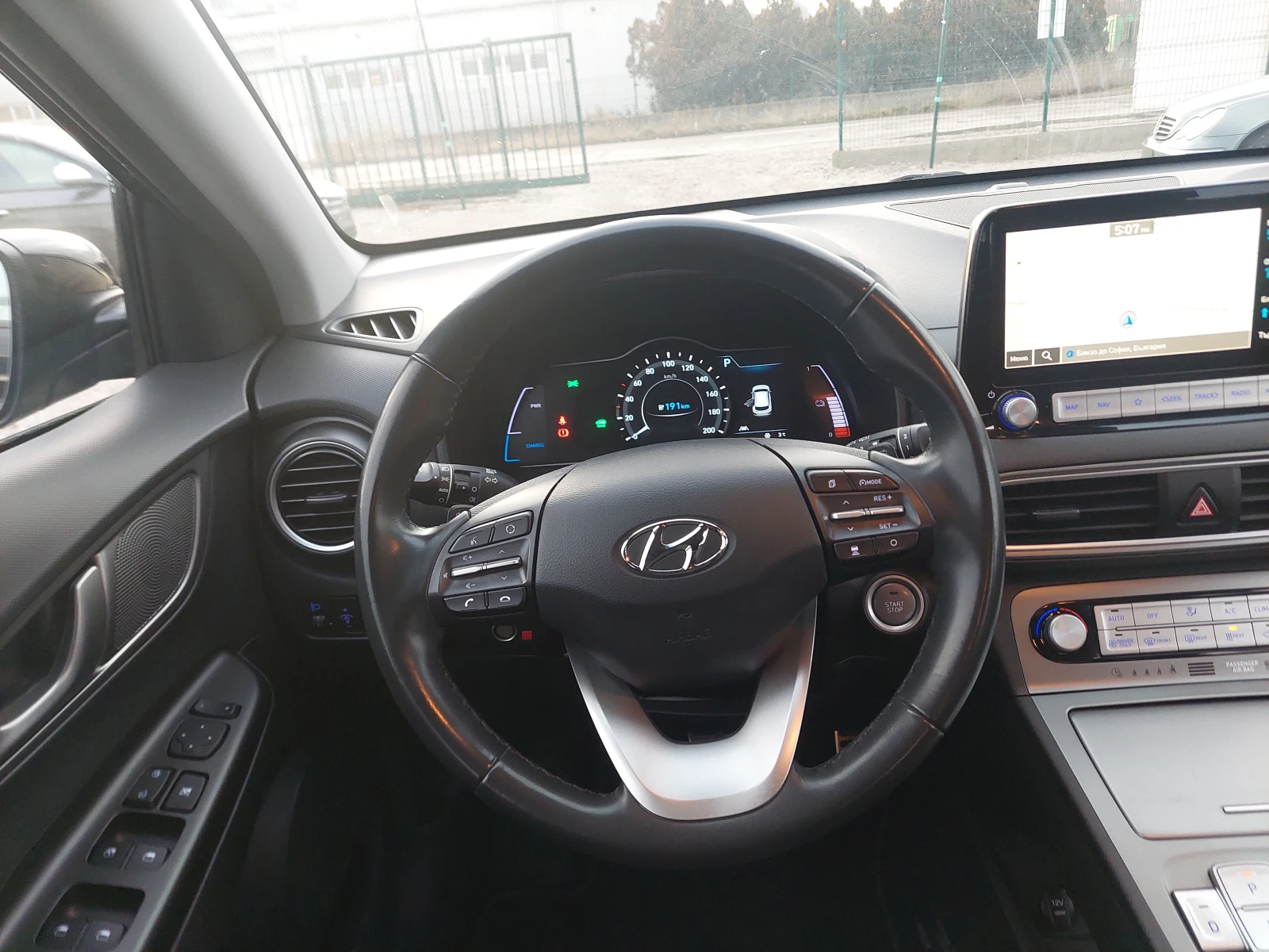 Hyundai Kona 64 kWh / Blue link / | Mobile.bg � ����������� 11