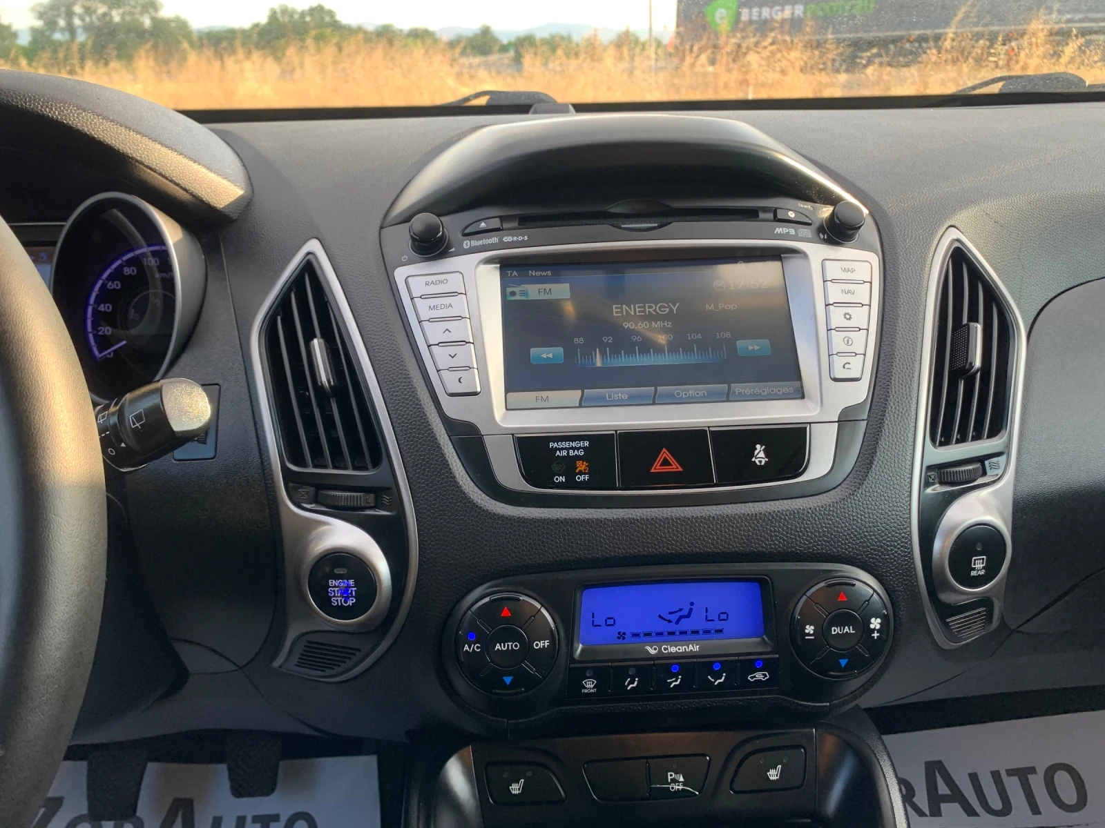 Hyundai IX35 1.7CRD, снимка 10 - Автомобили и джипове - 55692703