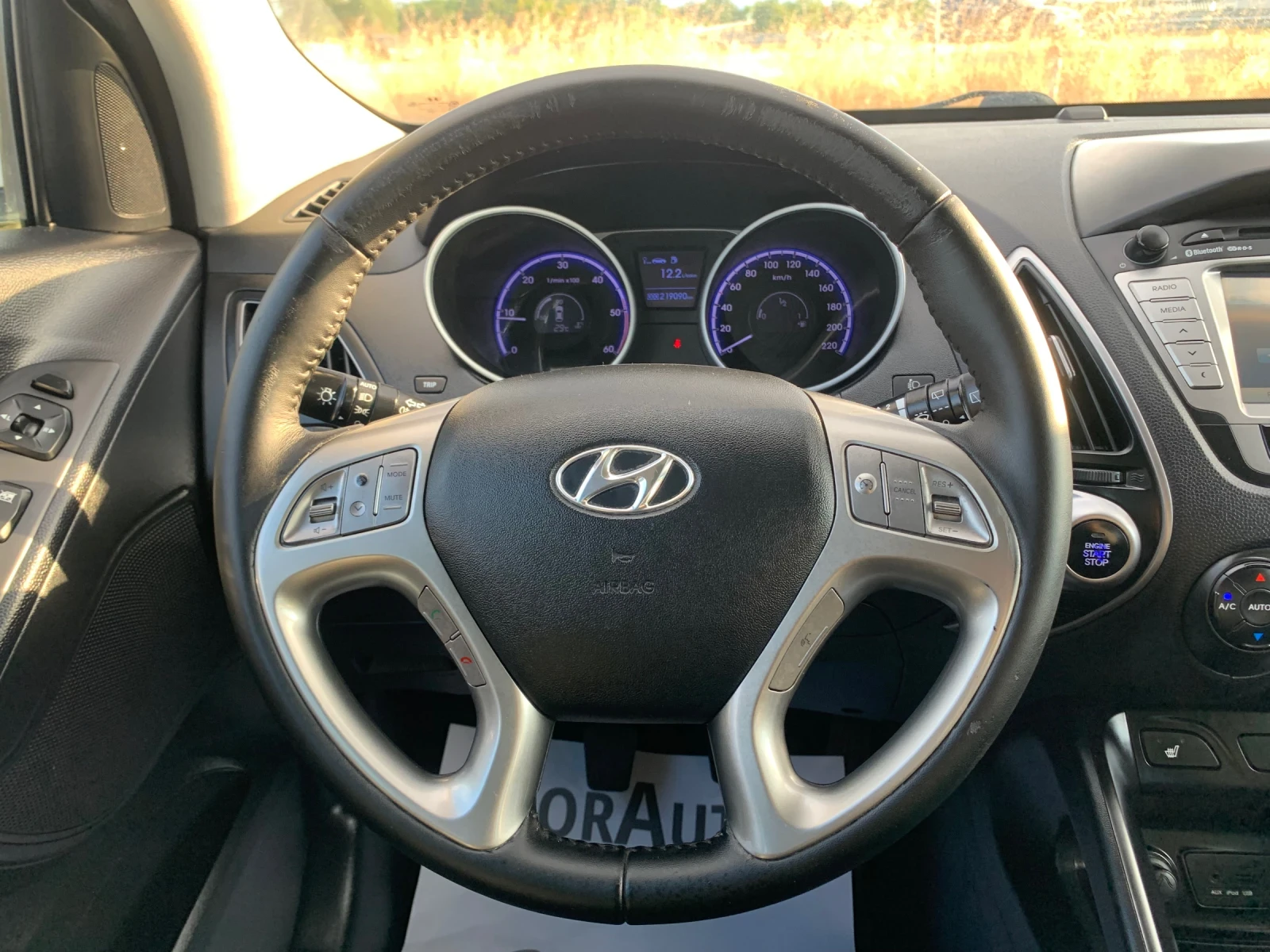 Hyundai IX35 1.7CRD, снимка 13 - Автомобили и джипове - 55692703