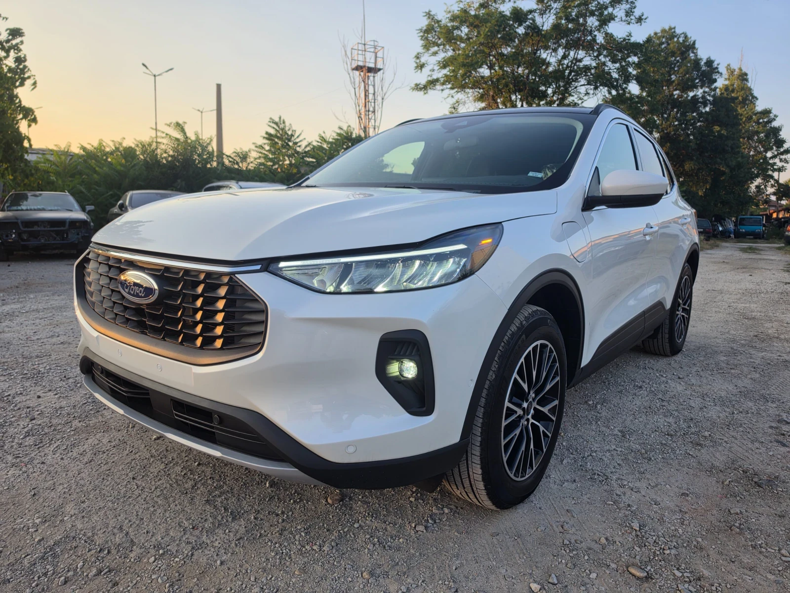 Ford Kuga / Escape 2.5 PHEV 885 KM