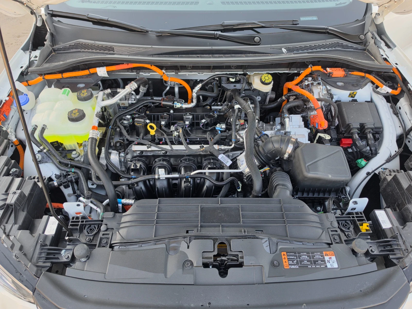 Ford Kuga / Escape 2.5 PHEV 885 KM, снимка 14 - Автомобили и джипове - 55874952