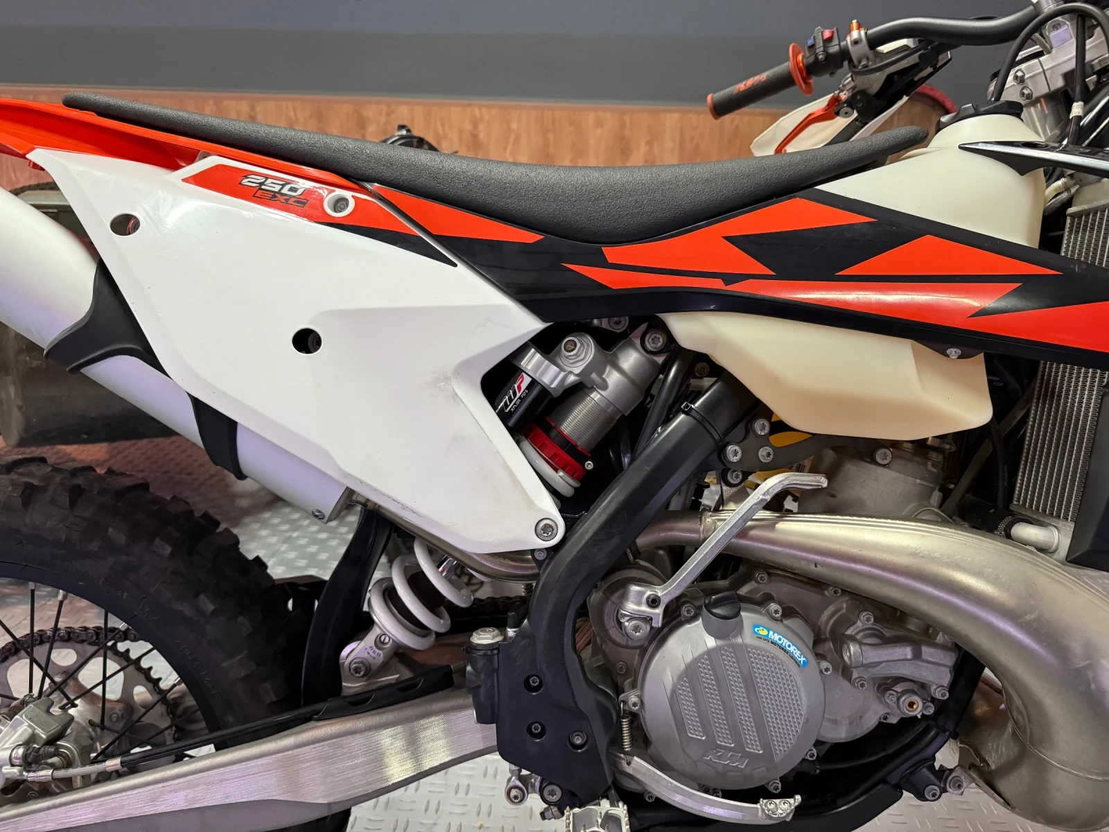 Ktm EXC, снимка 9 - Мотоциклети и мототехника - 54623361