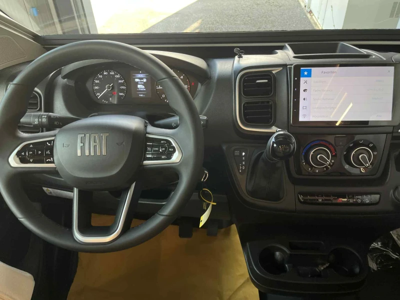 Кемпер Mobilvetta Krosser AT8 Зимна версия АВТОМАТИК* ДВОЕН ПОД, снимка 9 - Каравани и кемпери - 51798307