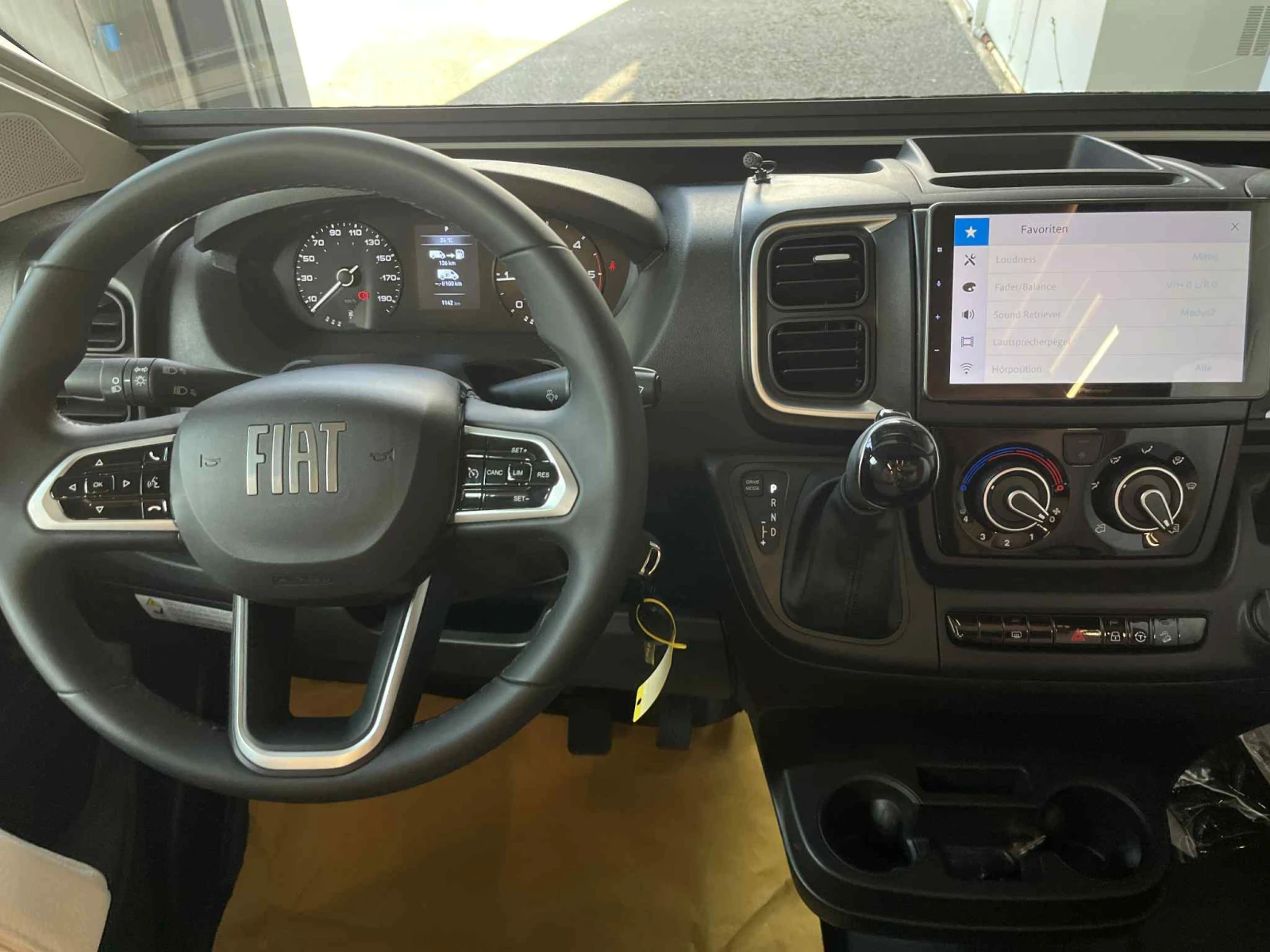 Кемпер Mobilvetta Krosser AT8 Зимна версия АВТОМАТИК* ДВОЕН ПОД - изображение 9